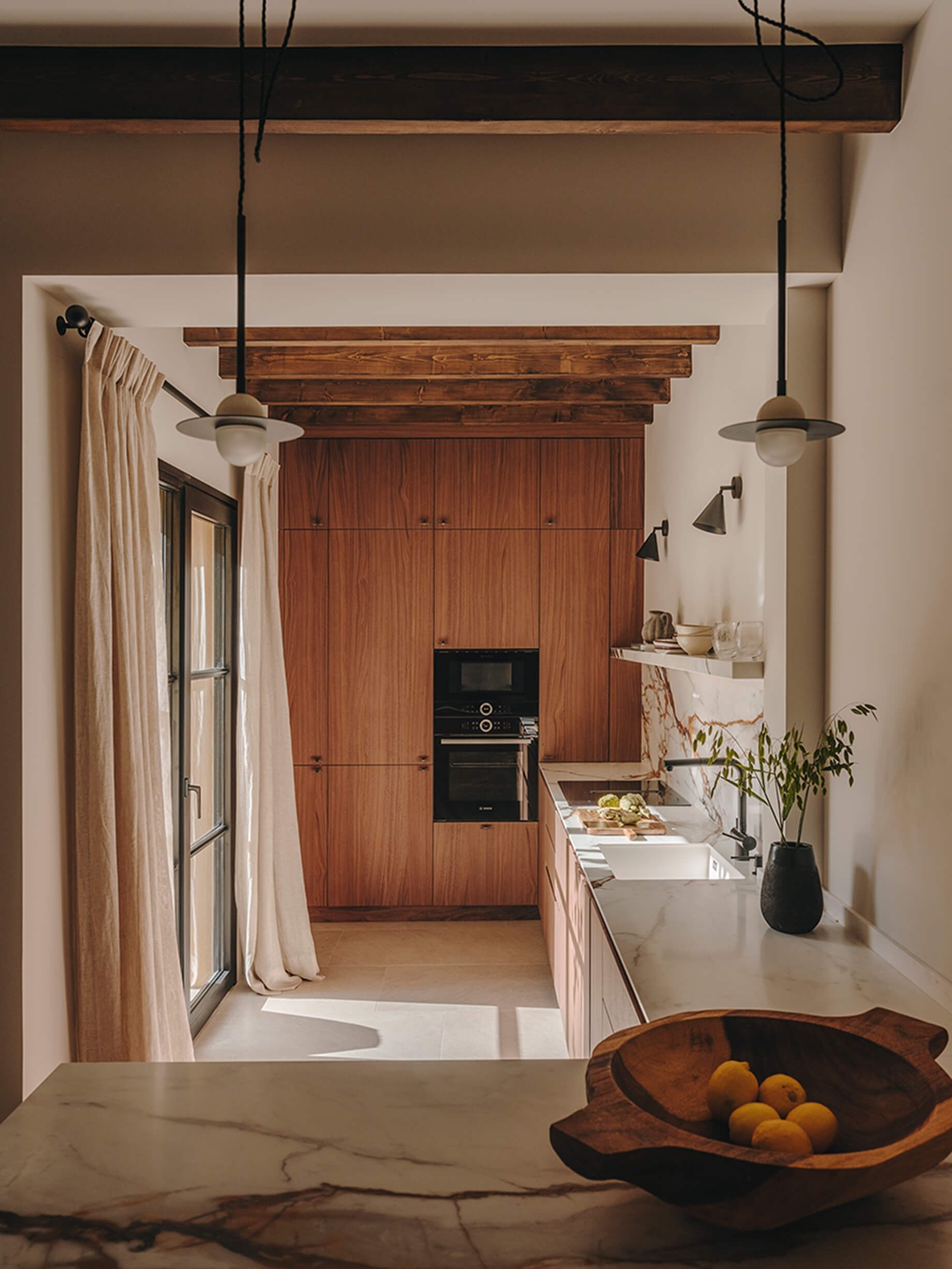 Side view of the beamed kitchen area.