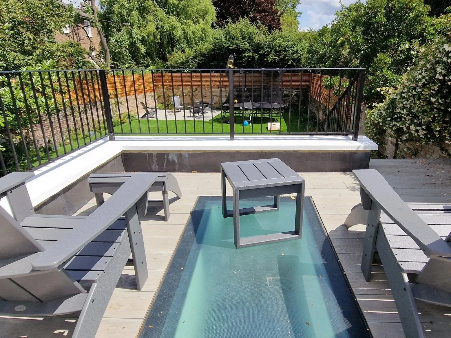 Millboard decking with ballustrades central london.jpg