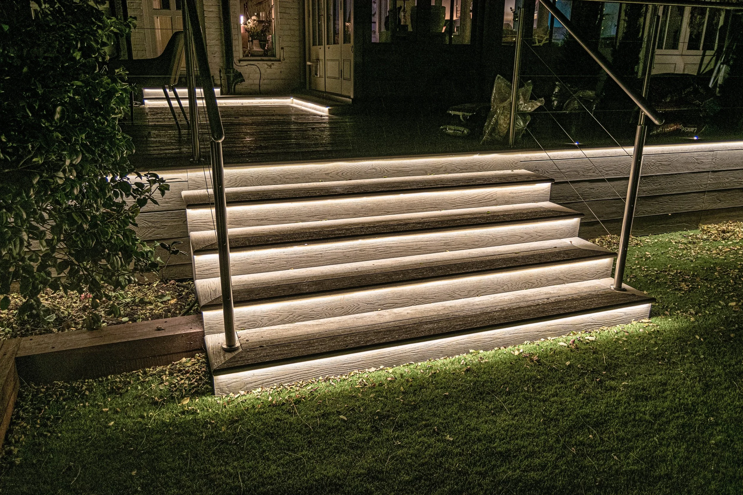 Raised Millboard Decking – Richmond, London