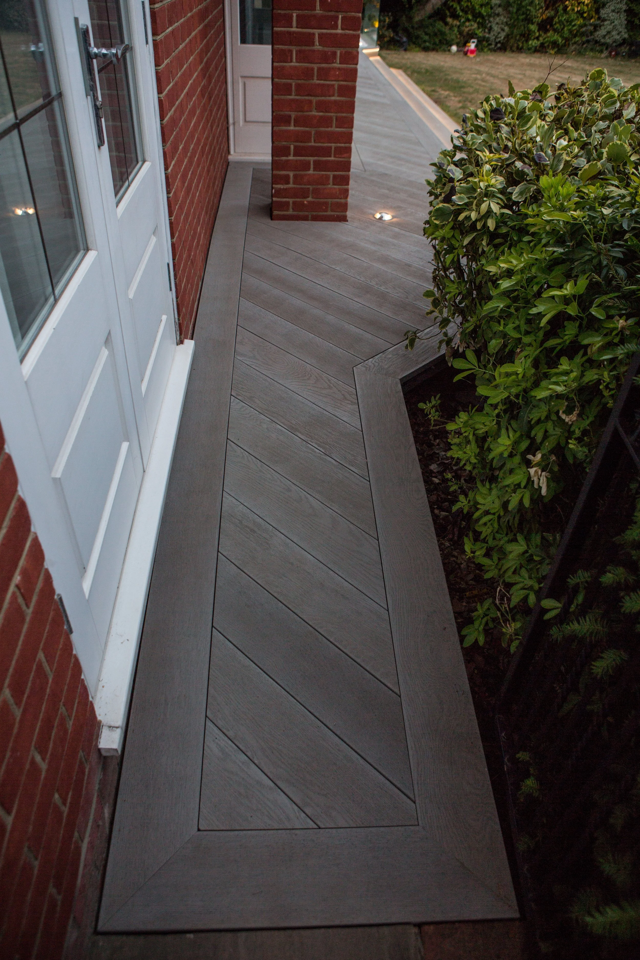 Raised Composite Decking Installation – Brentwood (47).jpg