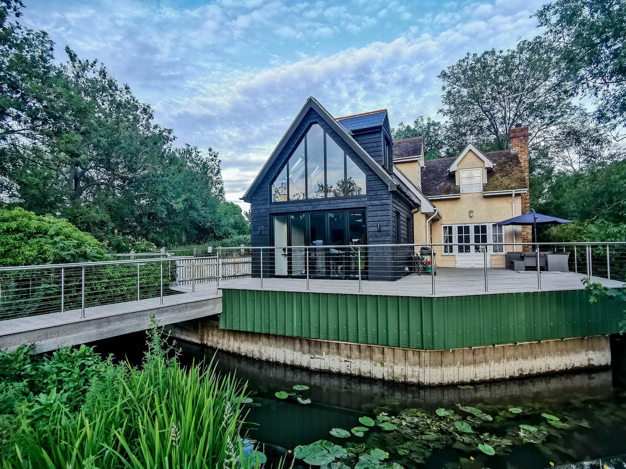 Millboard Bridge & Raised Terrace – Sawbridgeworth (8).jpg