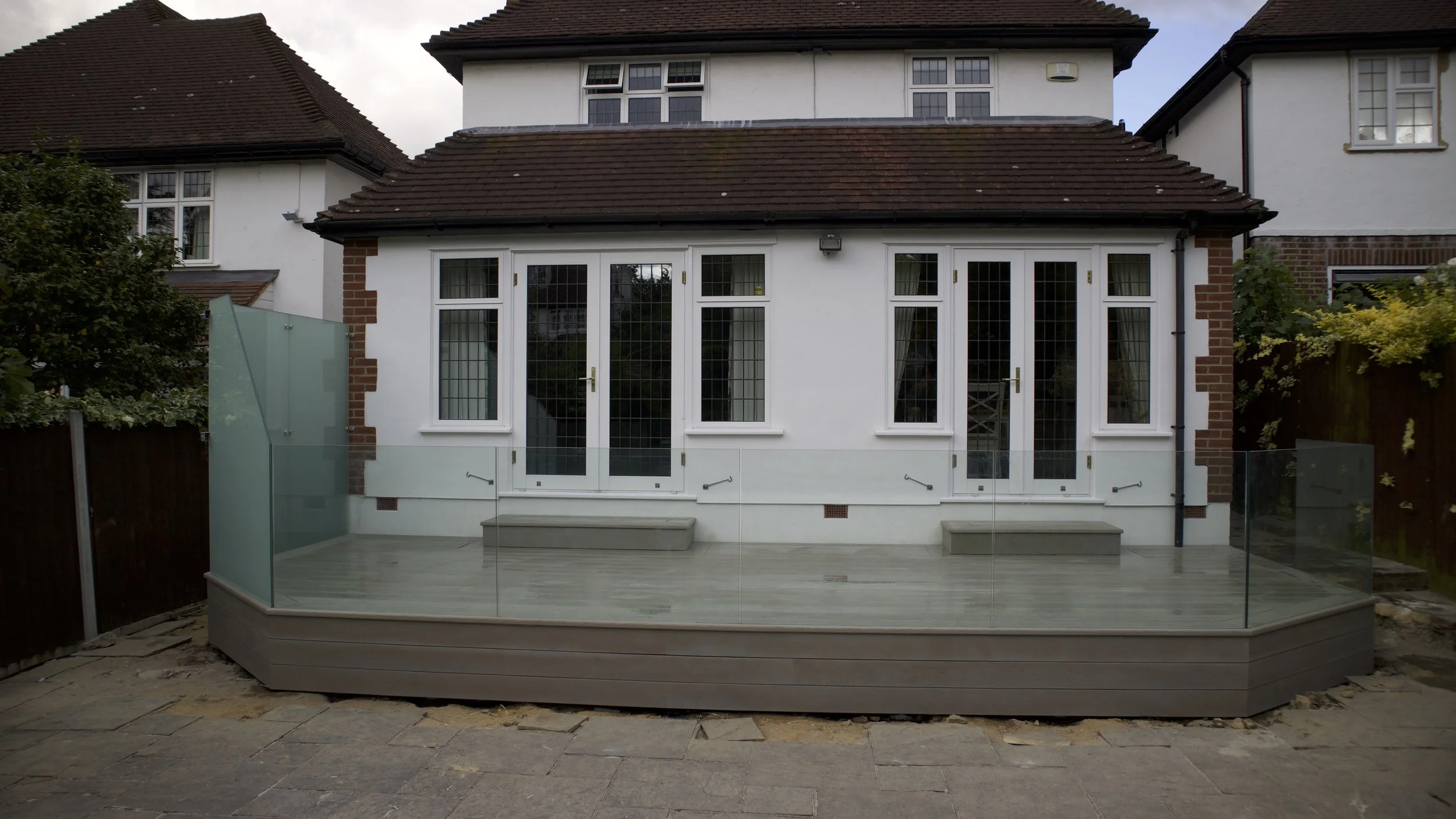 Raised Millboard Decking with Frameless Glass Balustrades – Wanstead, London (7).jpg