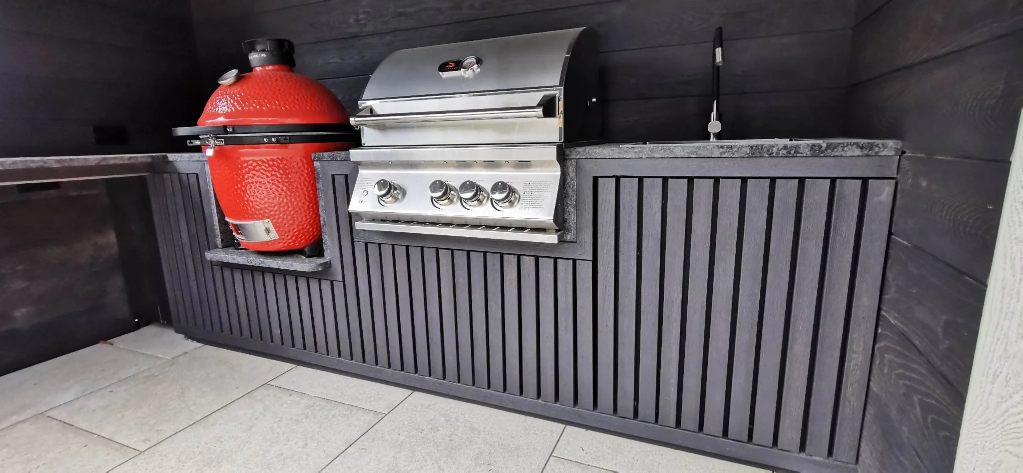 Outdoor Kitchen & Covered BBQ Area with Mixed Millboard Cladding