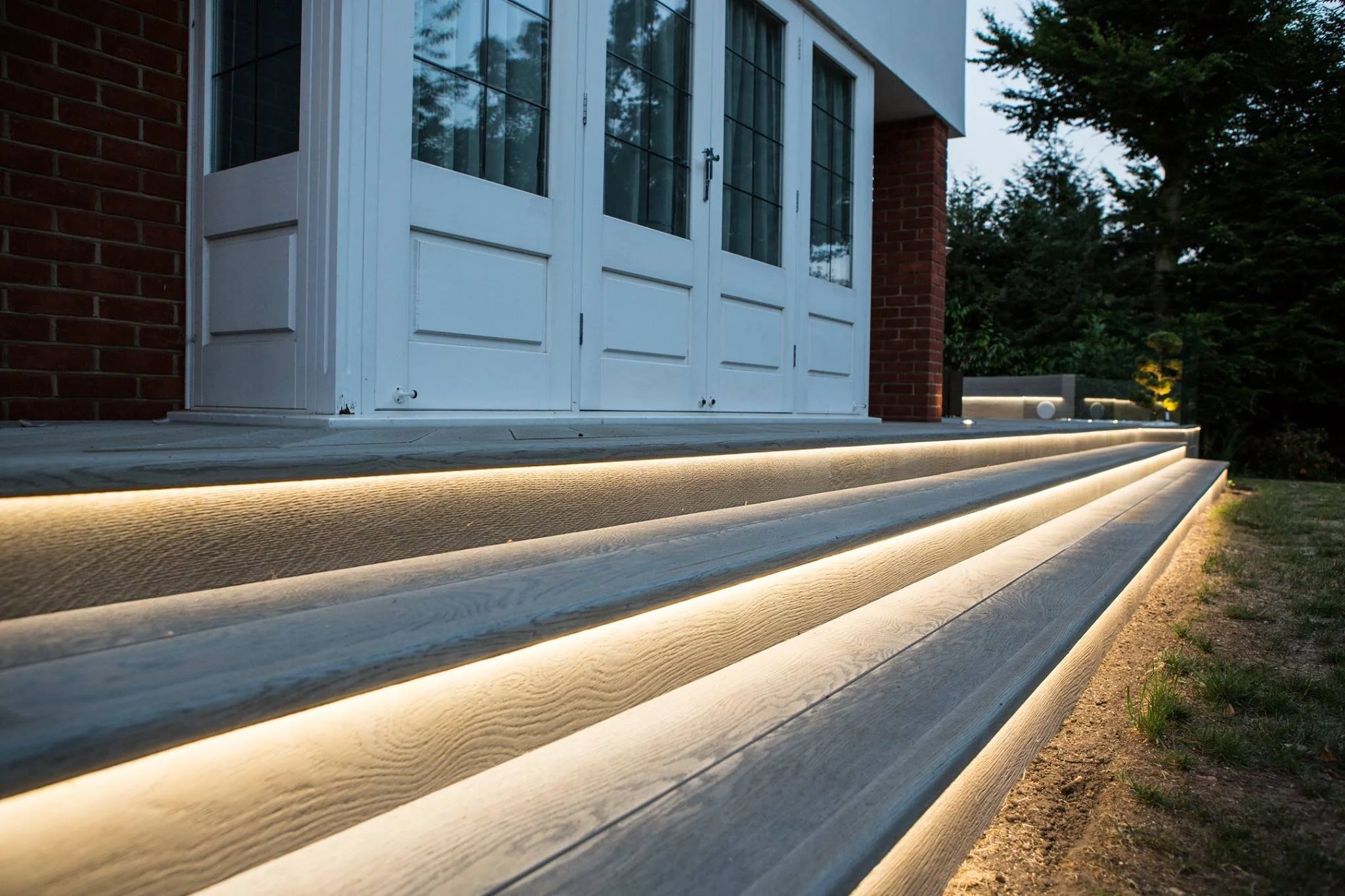 Raised Composite Decking Installation – Brentwood (61).jpg