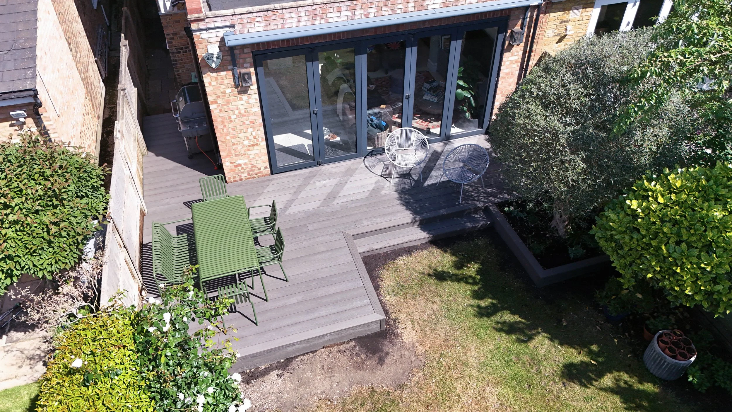 Luxury Millboard Ebony Grey Decking Installation in London (17)-2.jpg