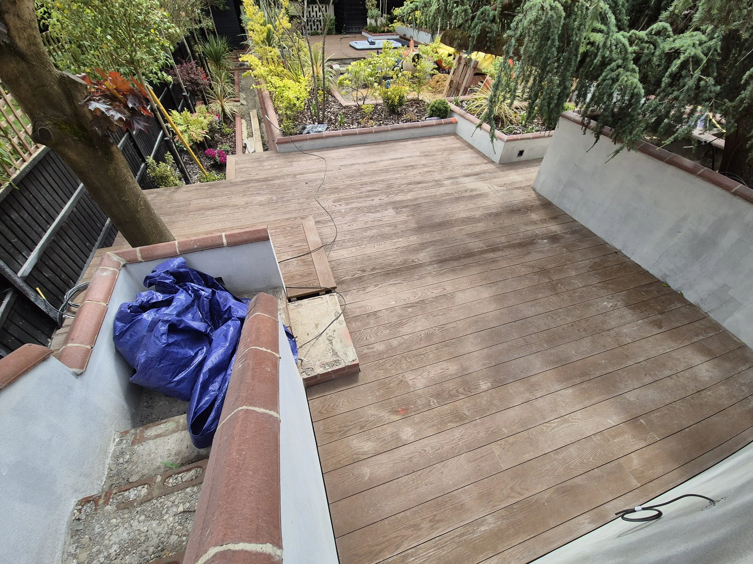 Luxury Millboard Golden Oak Decking with Sunken Hot Tub & Bespoke Garden Transformation – London (8).jpg