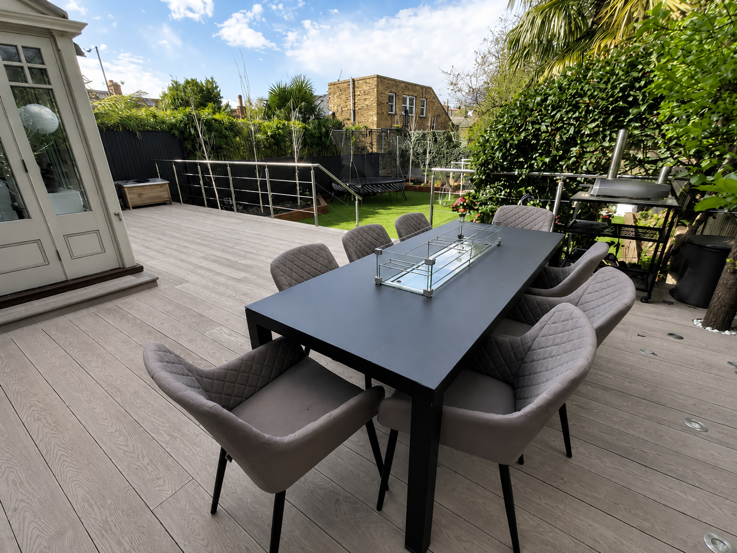 Raised Millboard Decking – Richmond, London (11).png