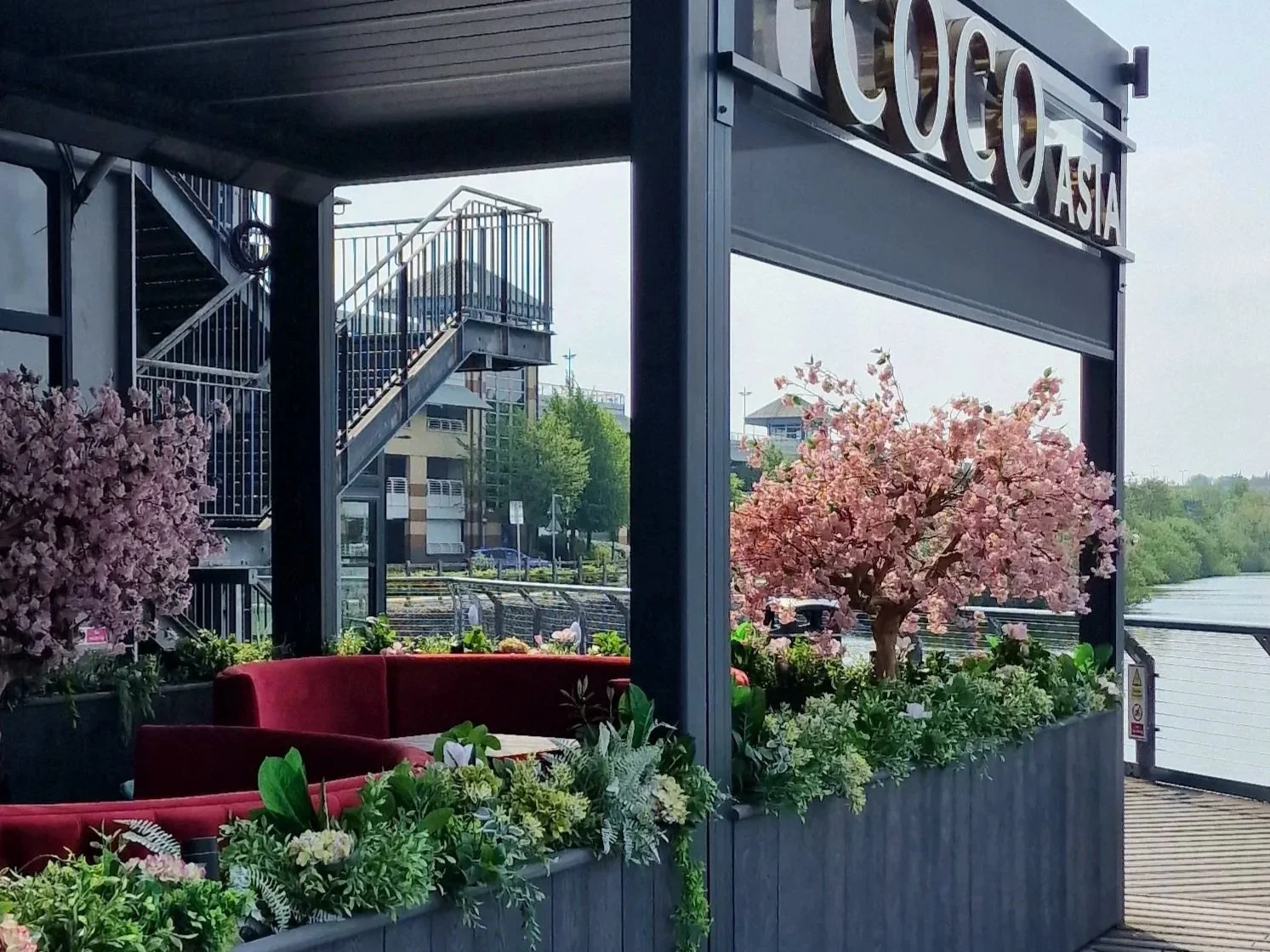 Millboard Decking & Bespoke Planter
