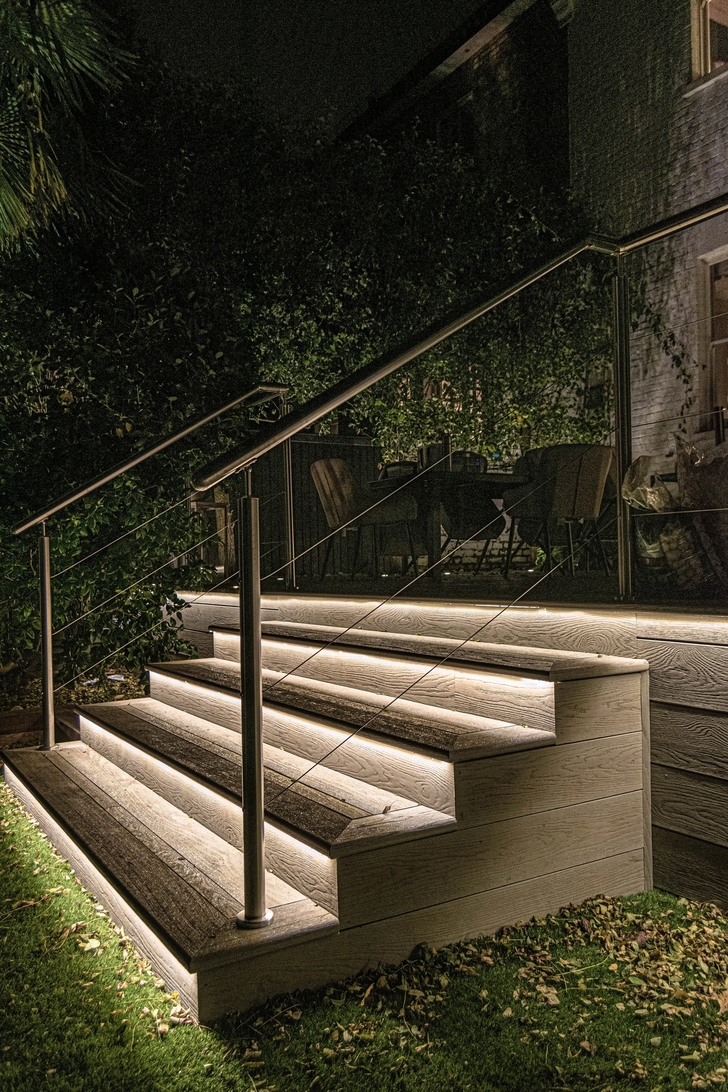 Raised Millboard Decking – Richmond, London (5).jpg