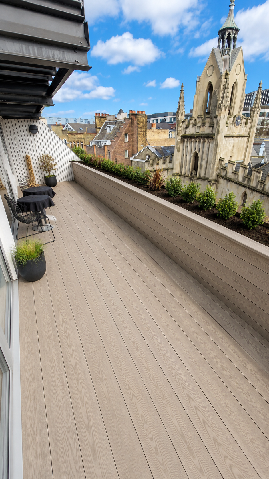 Millboard Decking Limed Oak London Balcony (4).png
