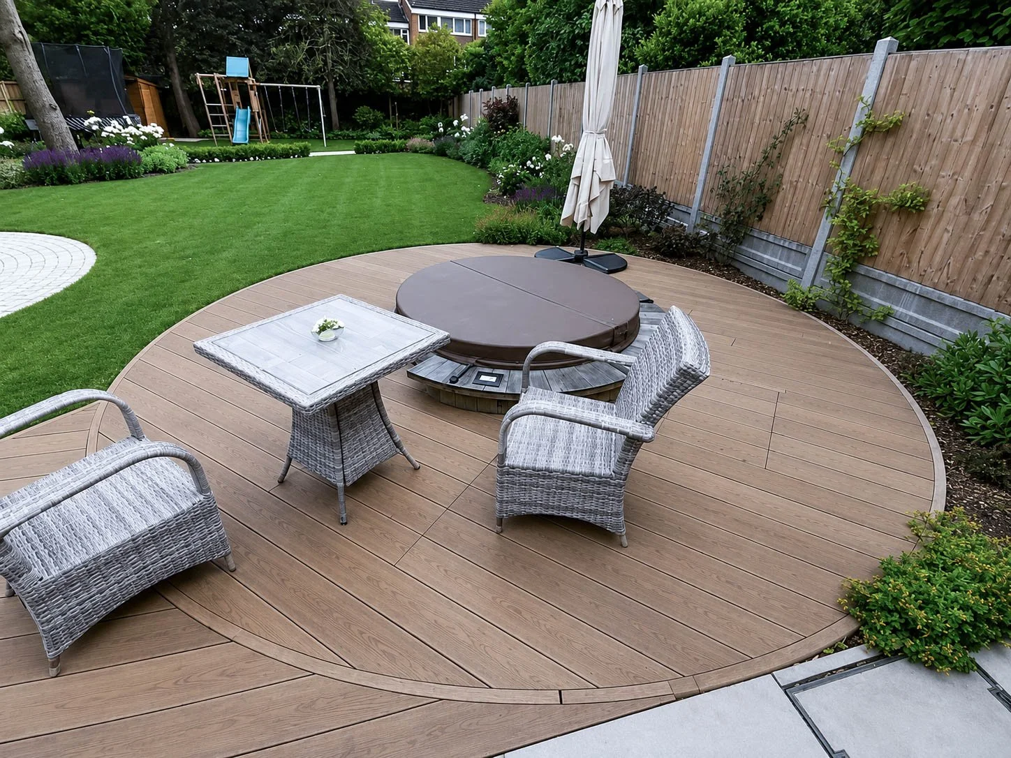 Circular Millboard Decking with Sunken Hot Tub – Loughton, Essex.jpg