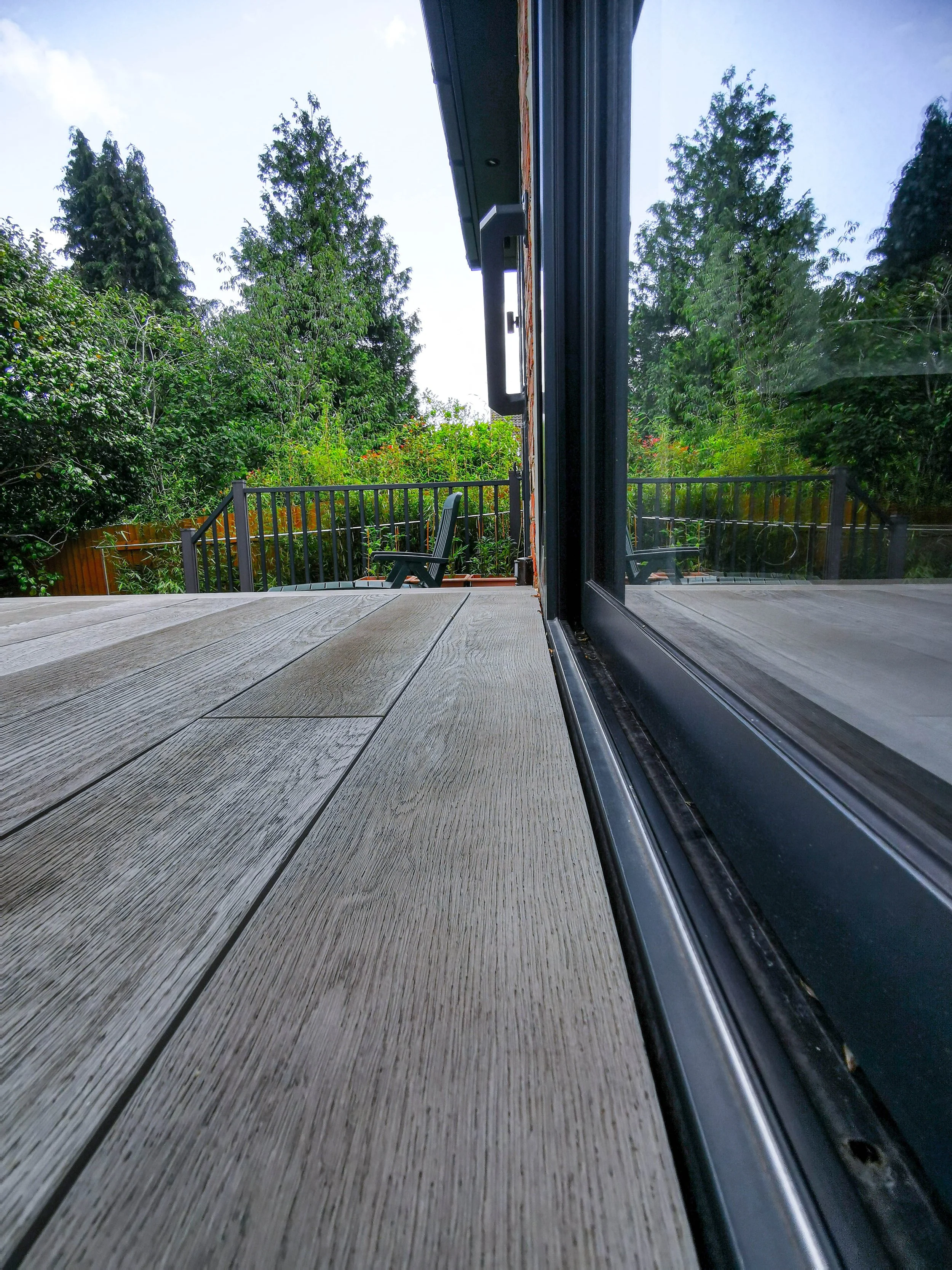 Raised Millboard Decking with Concealed Under-Deck Storage – Orpington (61).jpg