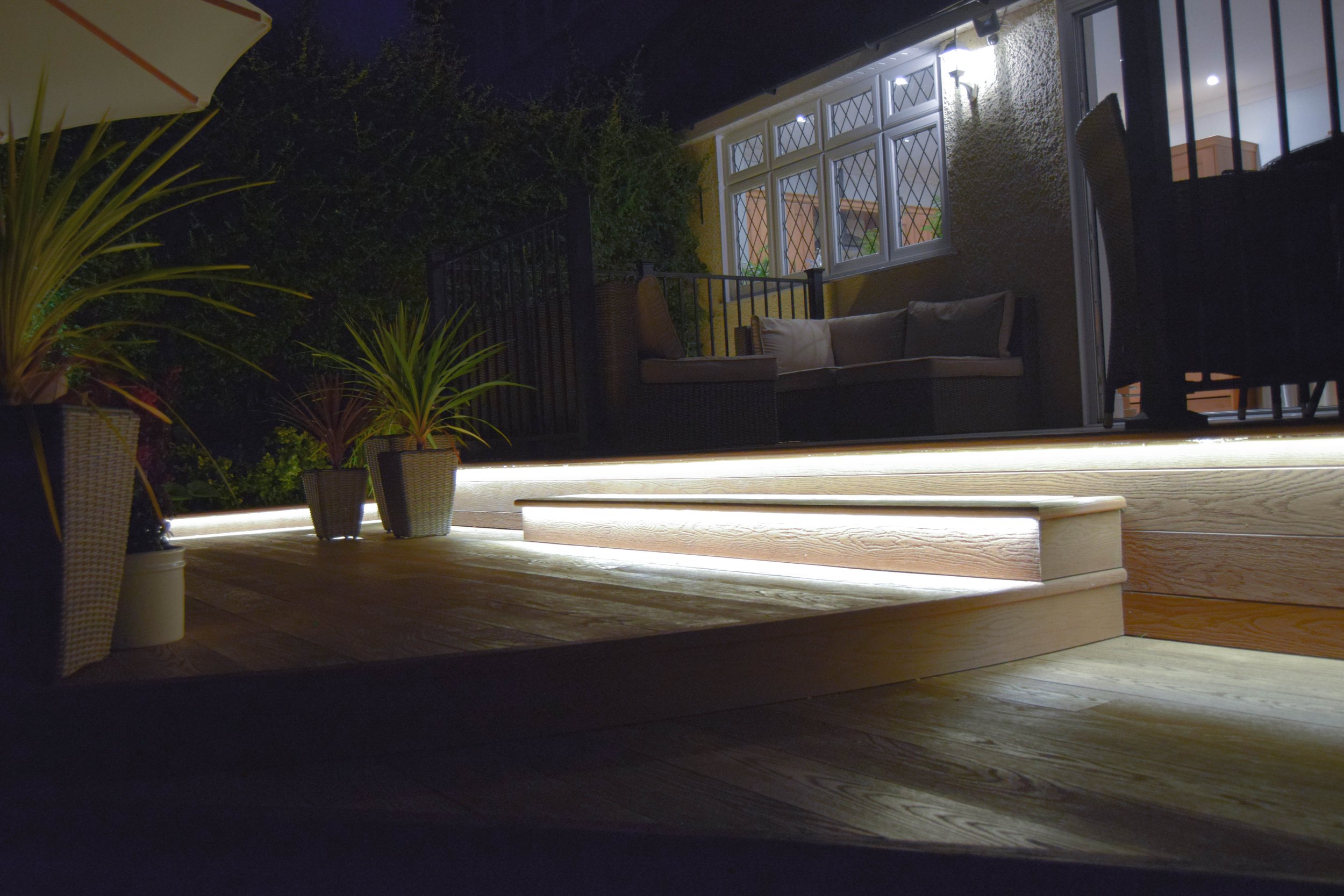 Curved Multi-Level Millboard Composite Decking – Chigwell, Essex (77).jpg
