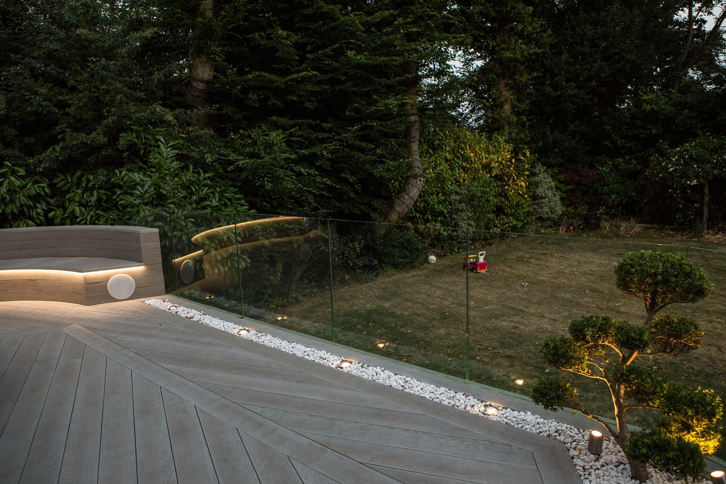 Raised Composite Decking Installation – Brentwood (33).jpg