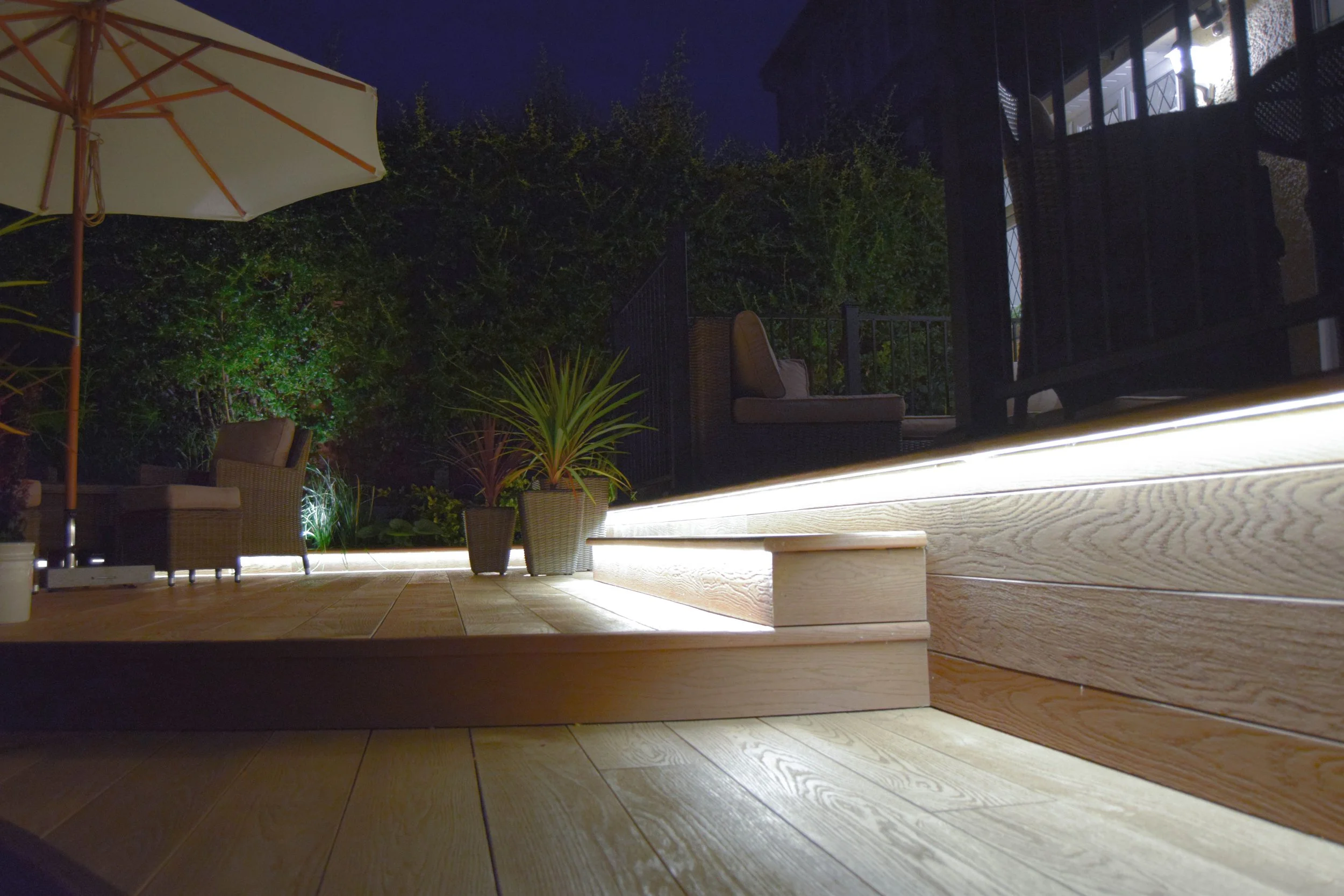 Curved Multi-Level Millboard Composite Decking – Chigwell, Essex (75).jpg