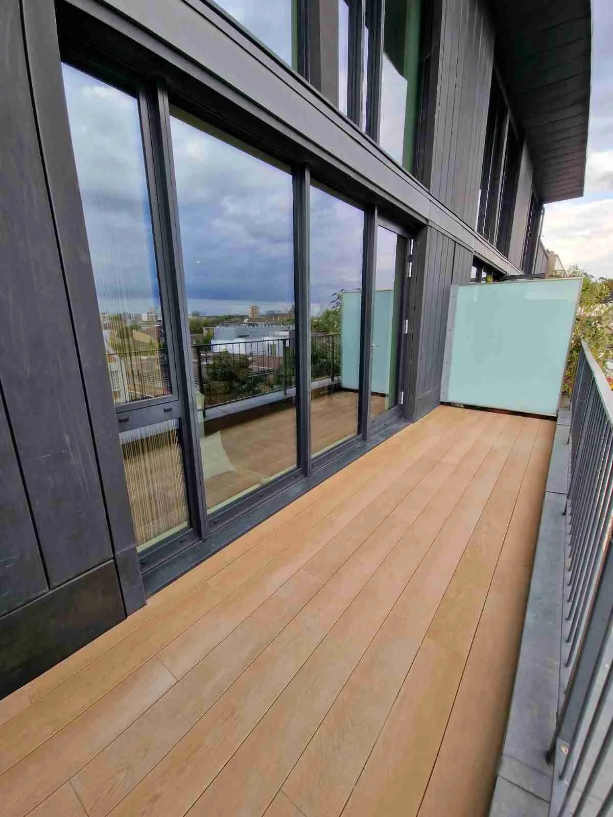 Balcony Decking Replacement with Millboard Golden Oak – Central London (10).jpg