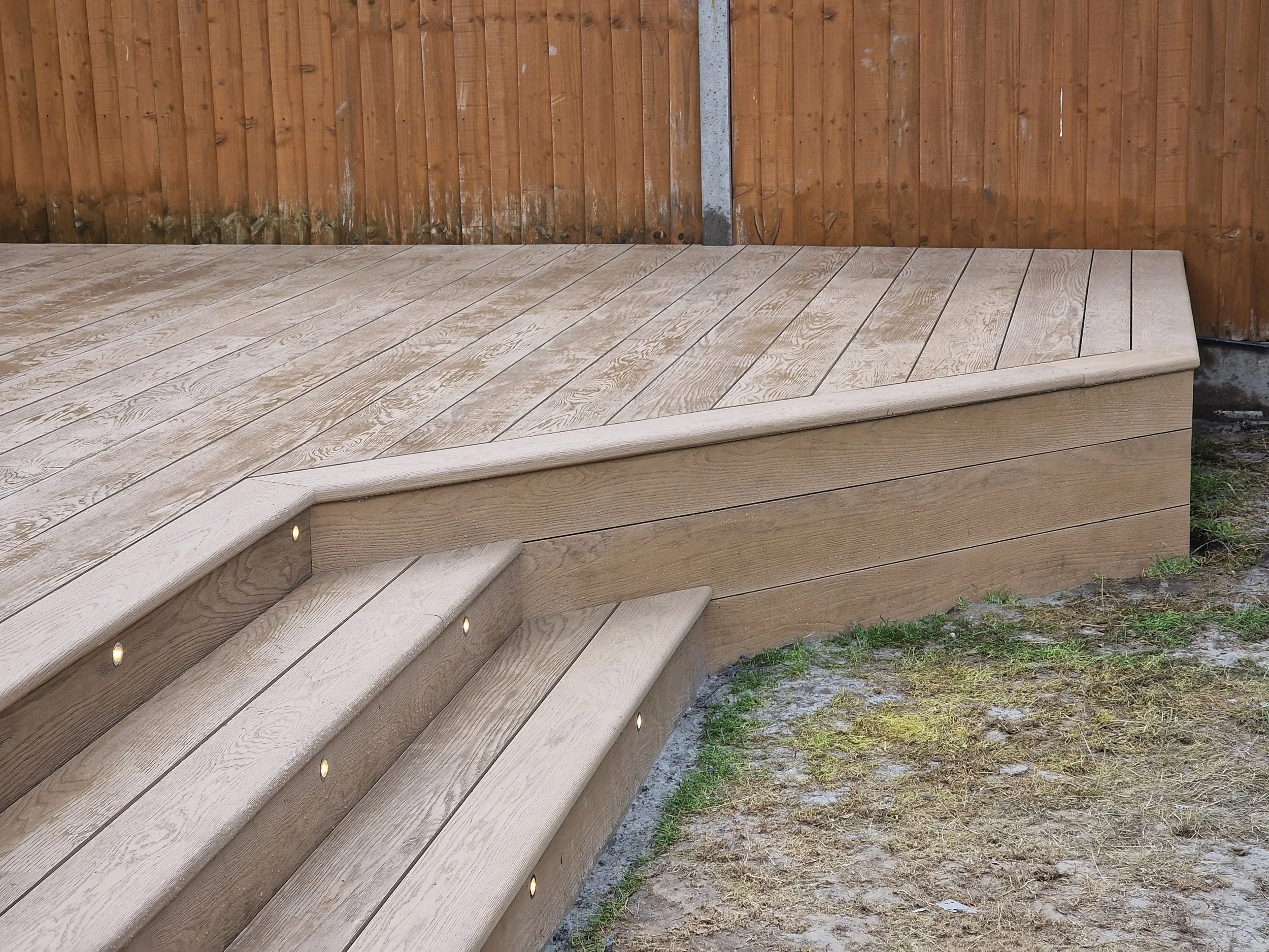 Millboard Composite Decking Golden Oak – Bexleyheath, Kent (13).jpg