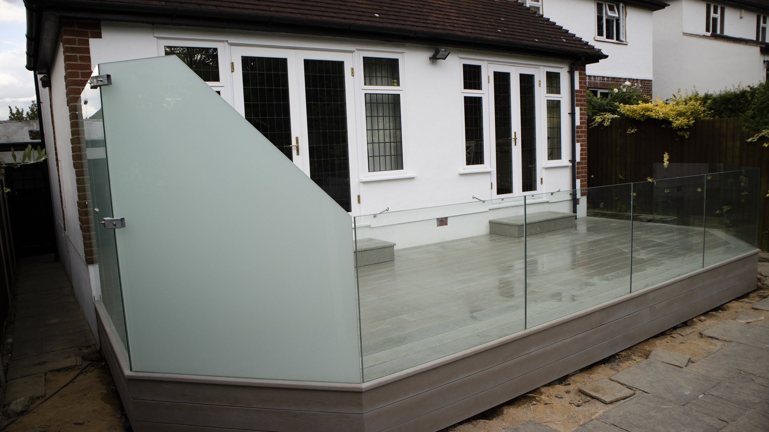 Raised Millboard Decking with Frameless Glass Balustrades – Wanstead, London (5).jpg