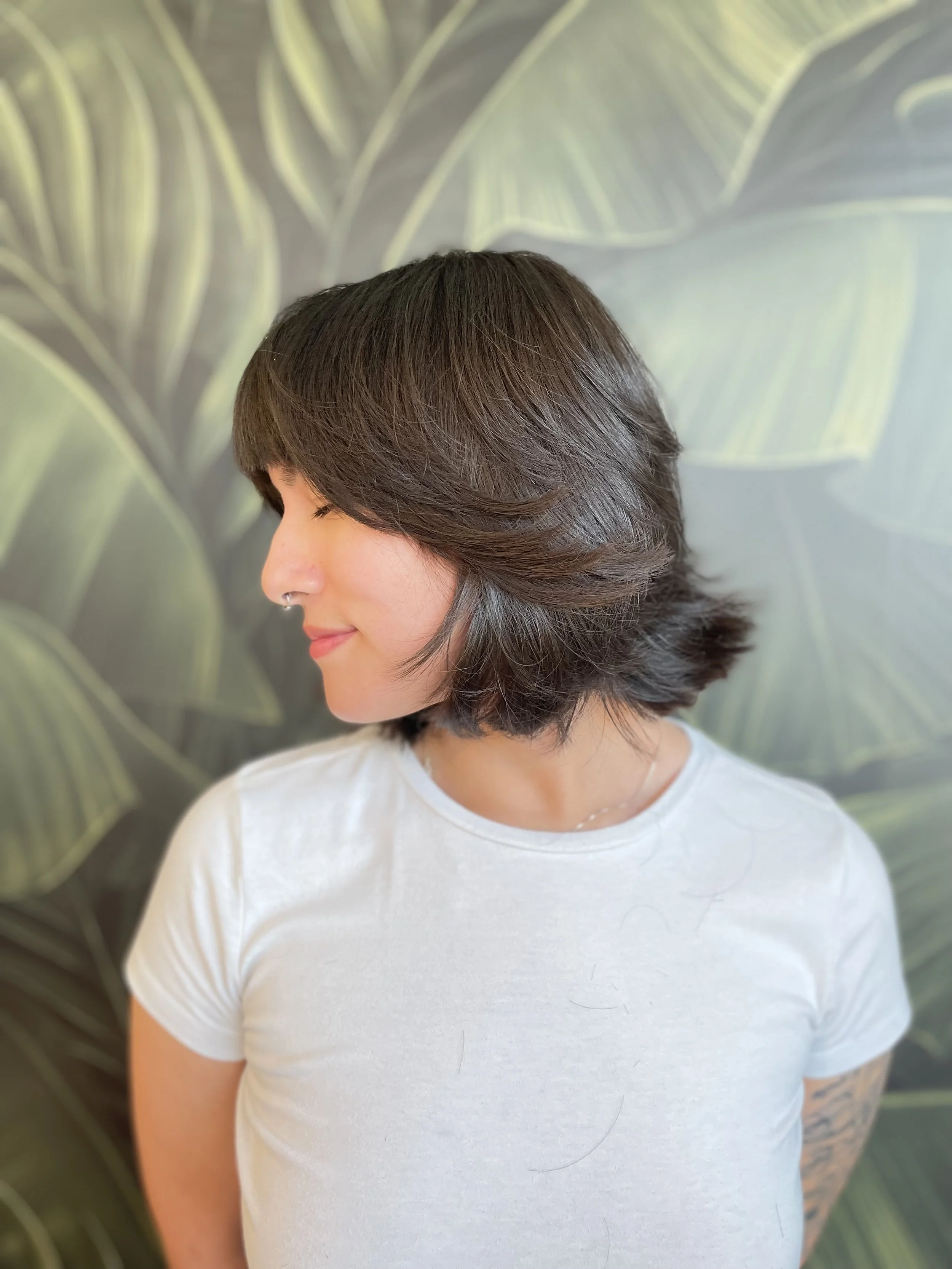 women's haircut