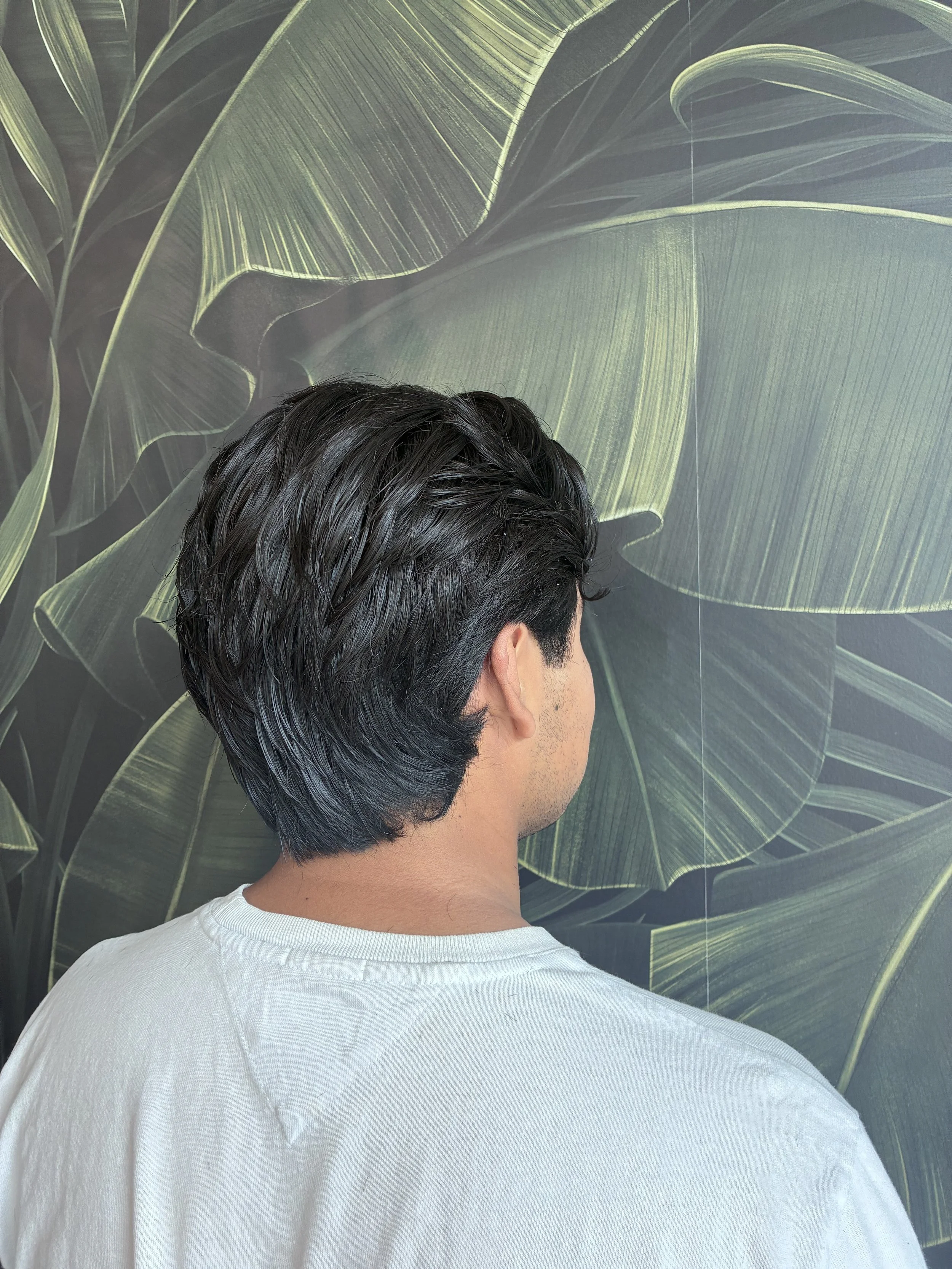 Gender neutral cuts