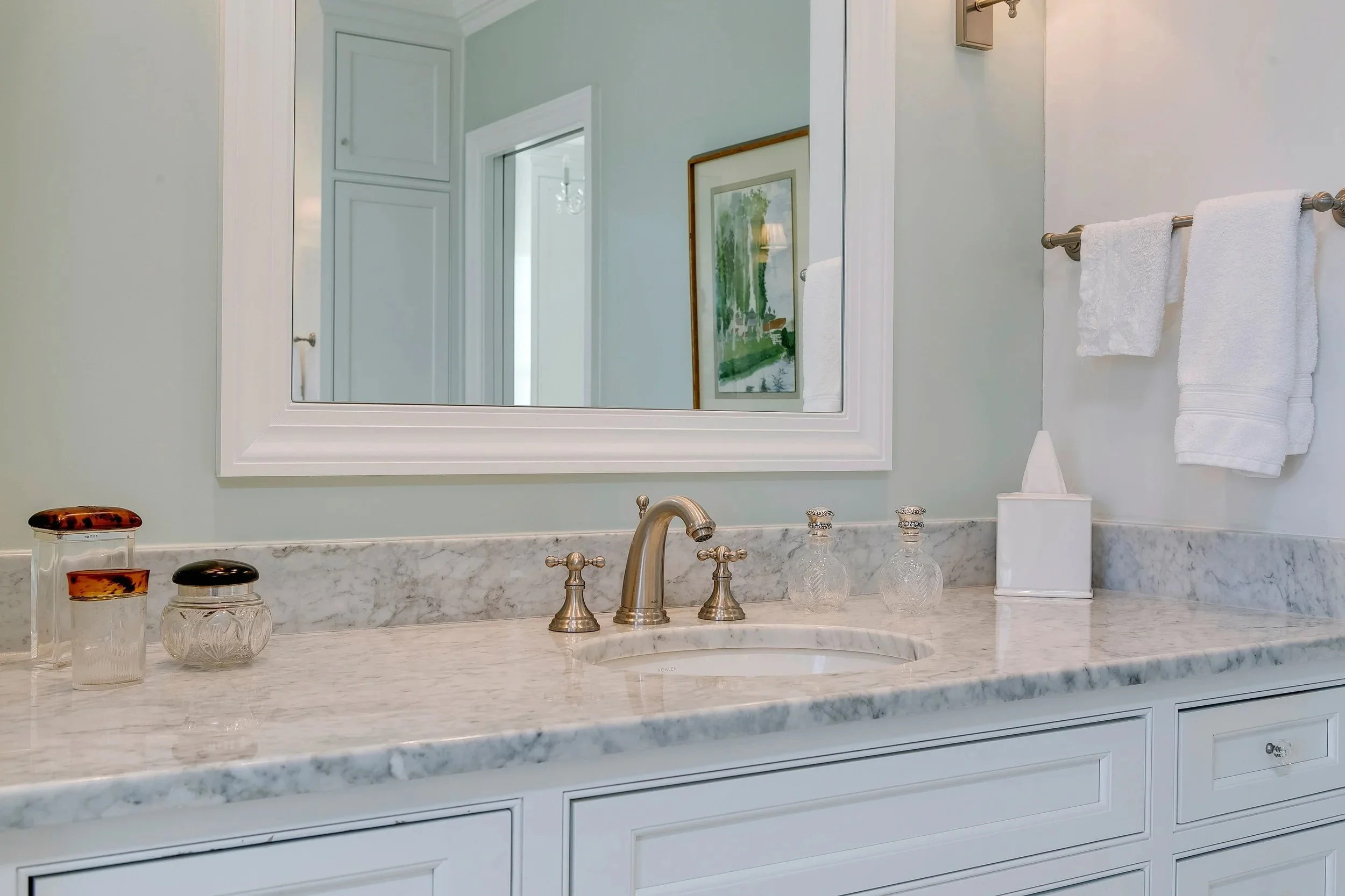 palley-southard-bathroom-hillside-colonial-2.jpeg
