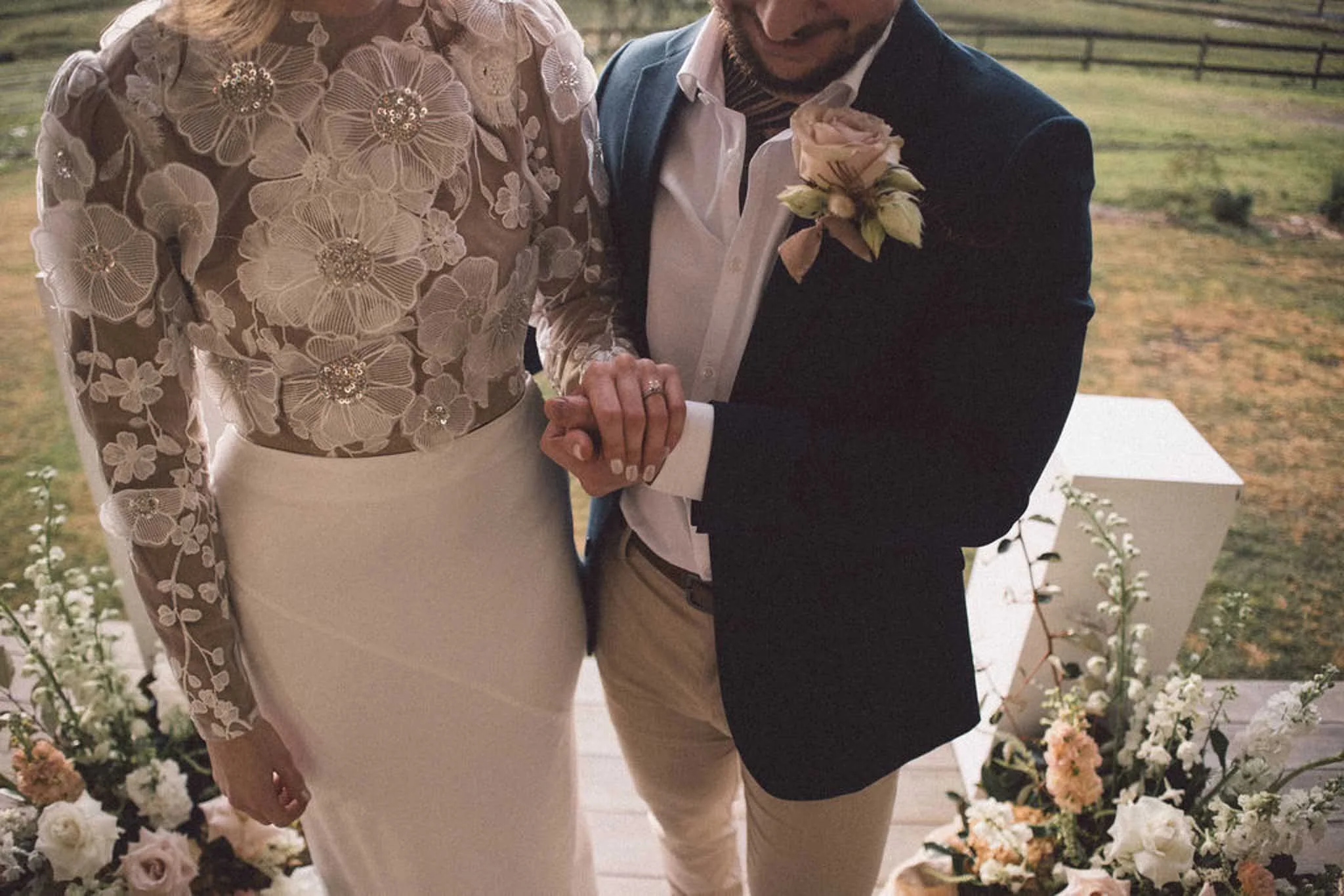 AlanaPerry-WeddingWallaringaFarm-173.jpg