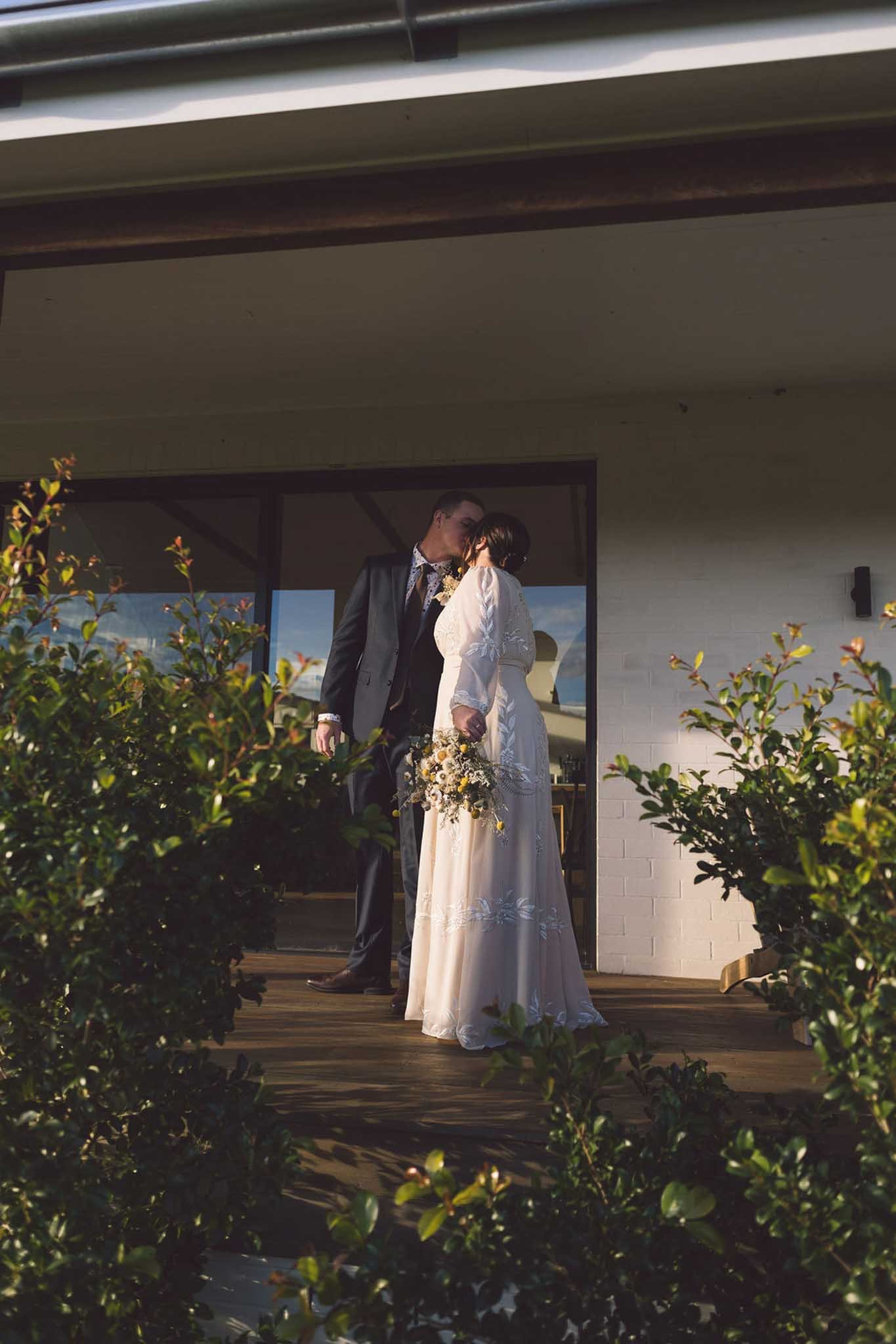 RachelJake-WALLARINGAFARM-24.jpg