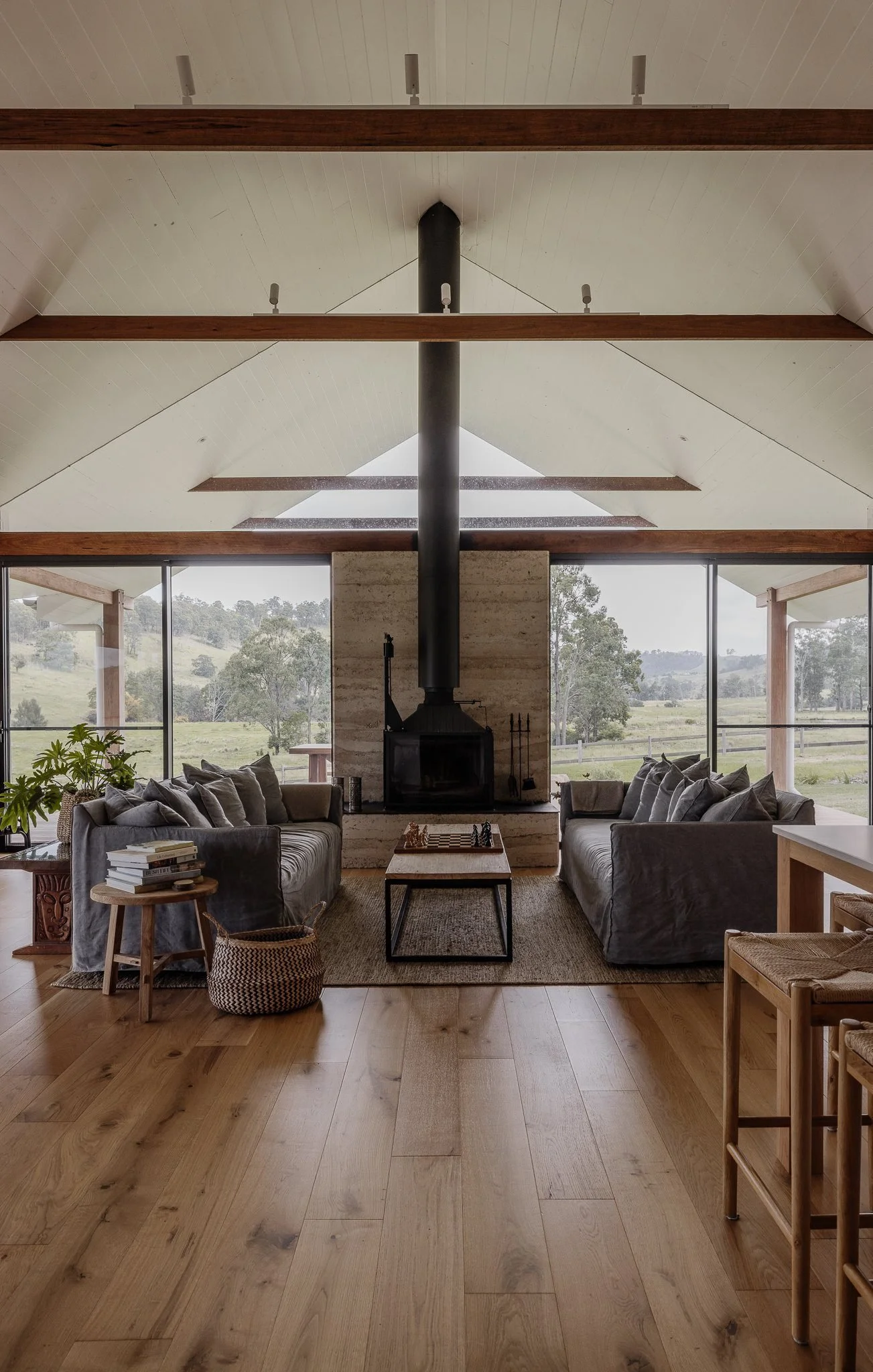 Paterson Accommodation NSW | Relax at Wallaringa Farm