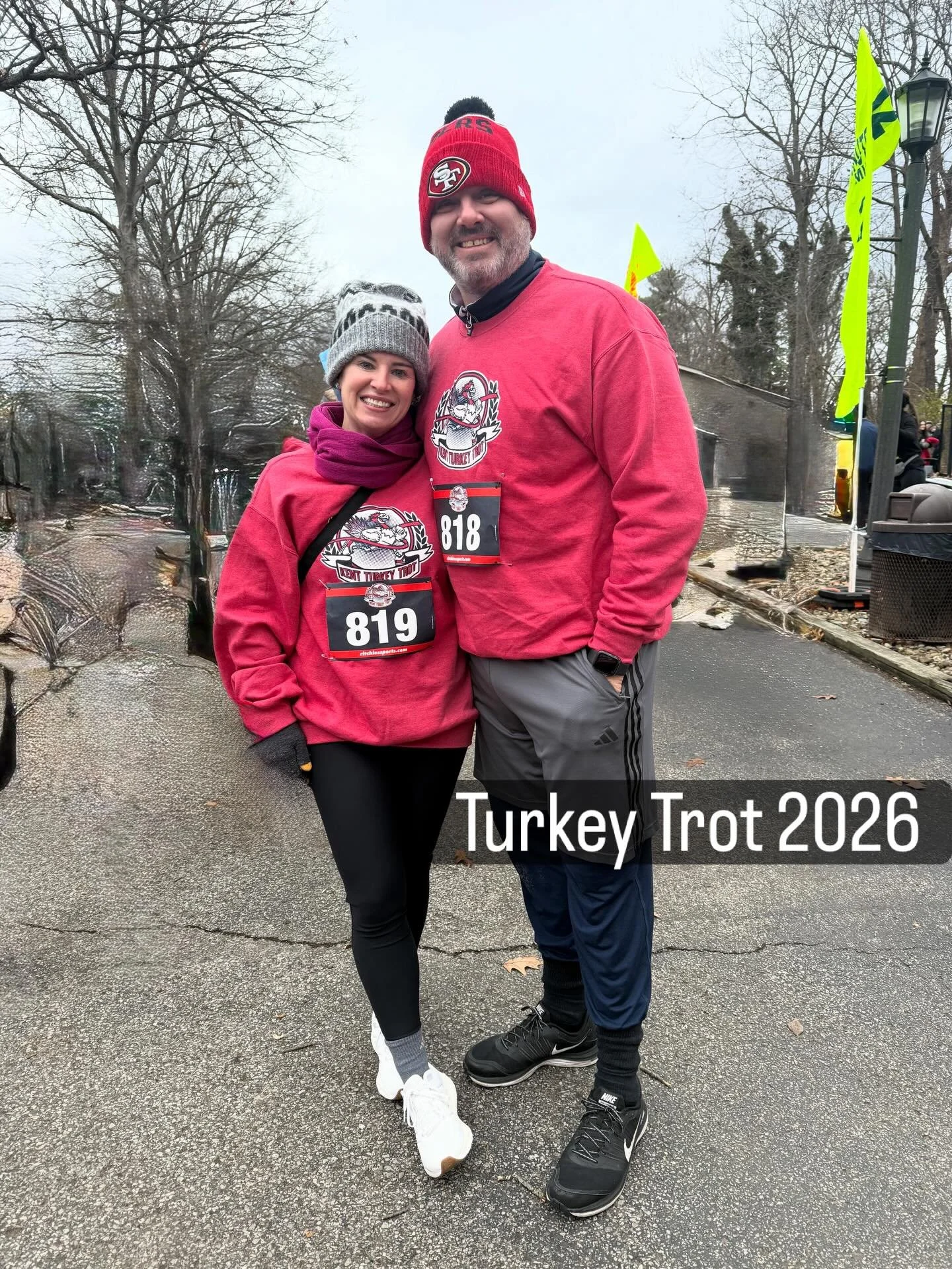 So thankful today for so many things 🥰 including the chance to get out there and move 🏃&zwj;♀️🏃&zwj;♂️before a day cooking, eating and watching football together &hearts;️

Happy Thanksgiving! 

#thankful #turkeytrot @kentparksandrec 
#livingretir