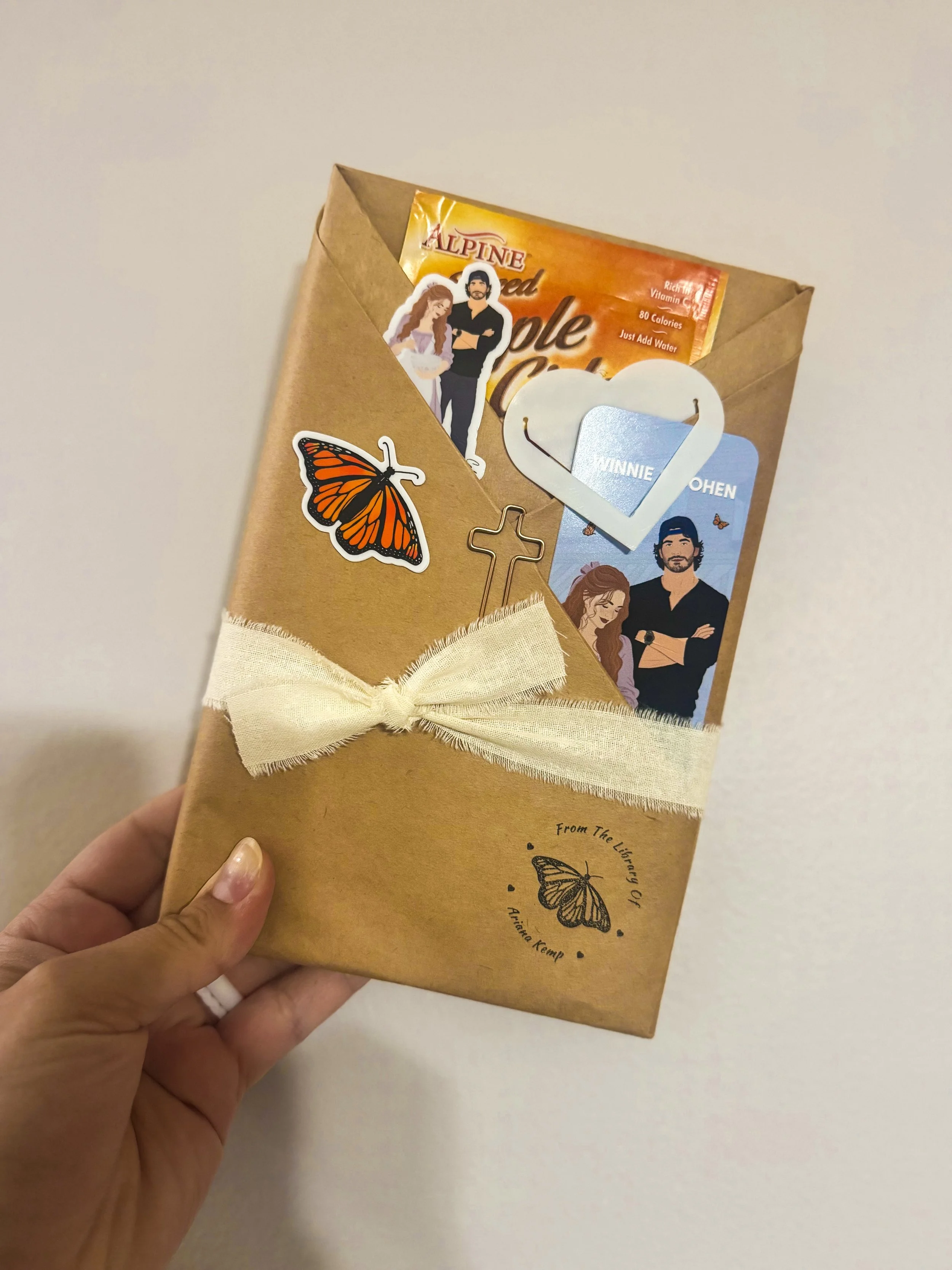 [PREORDER] Baked with Love Book Box