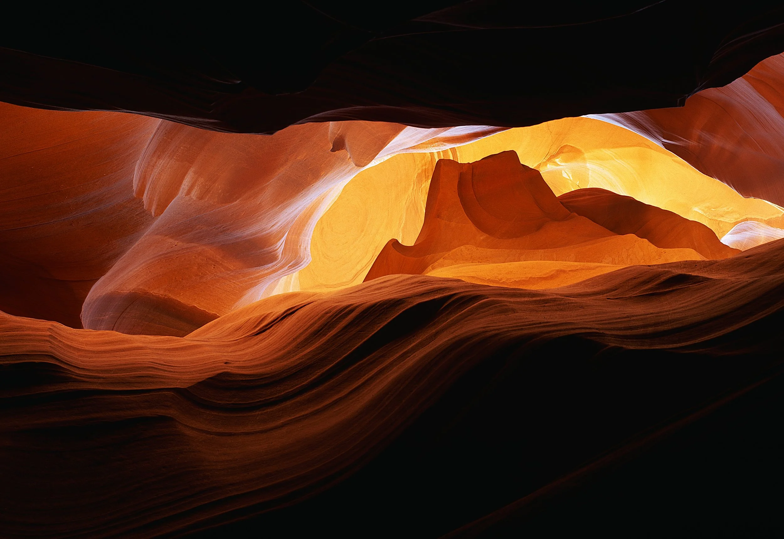 Antelope Canyon Roof Waves-28.jpg