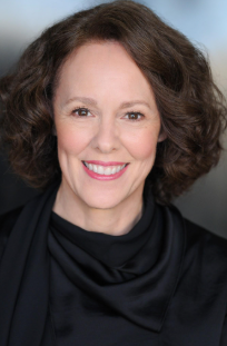 Renée Hewitt / Director