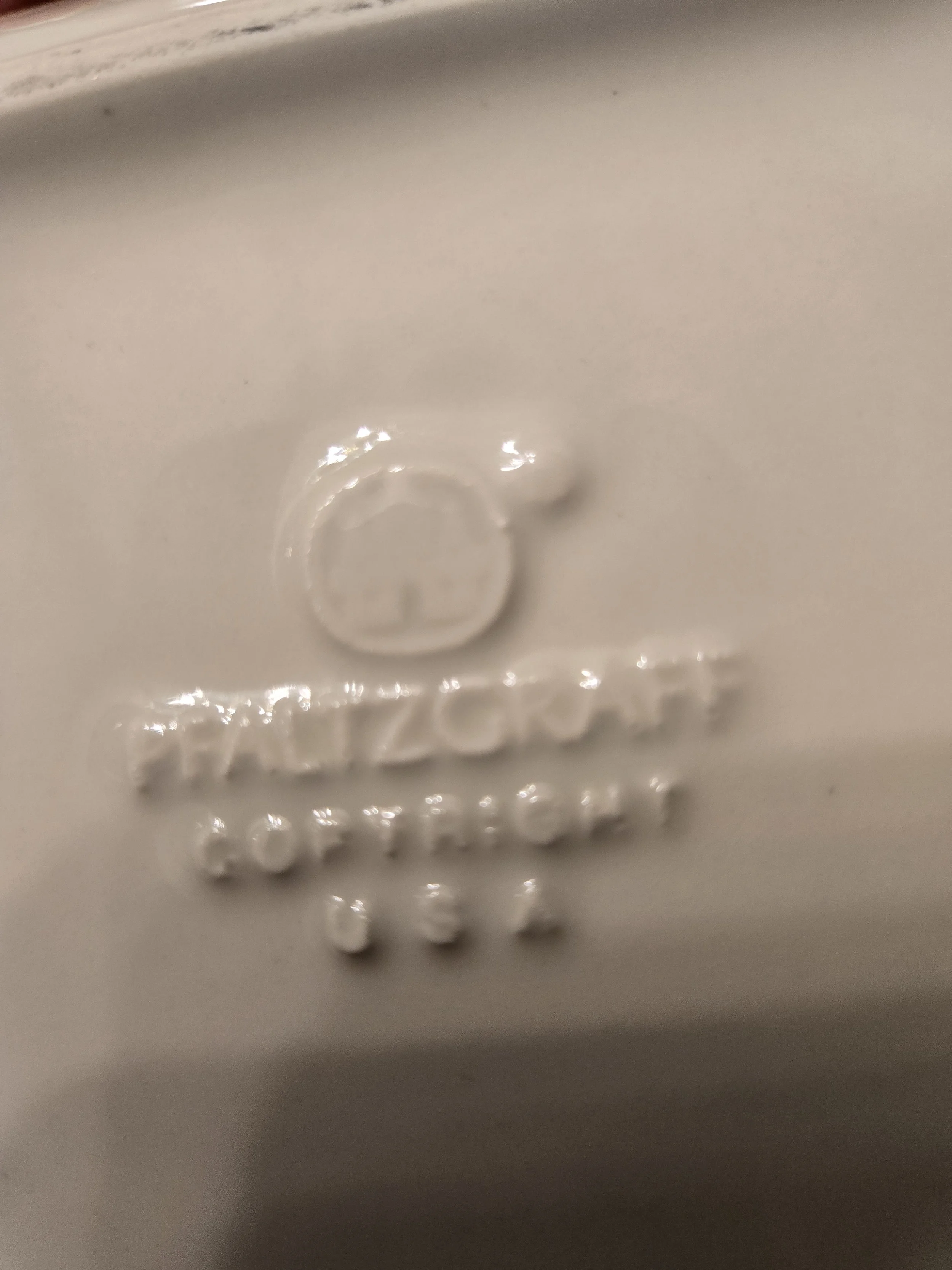 platzgraffstonewareback.jpg