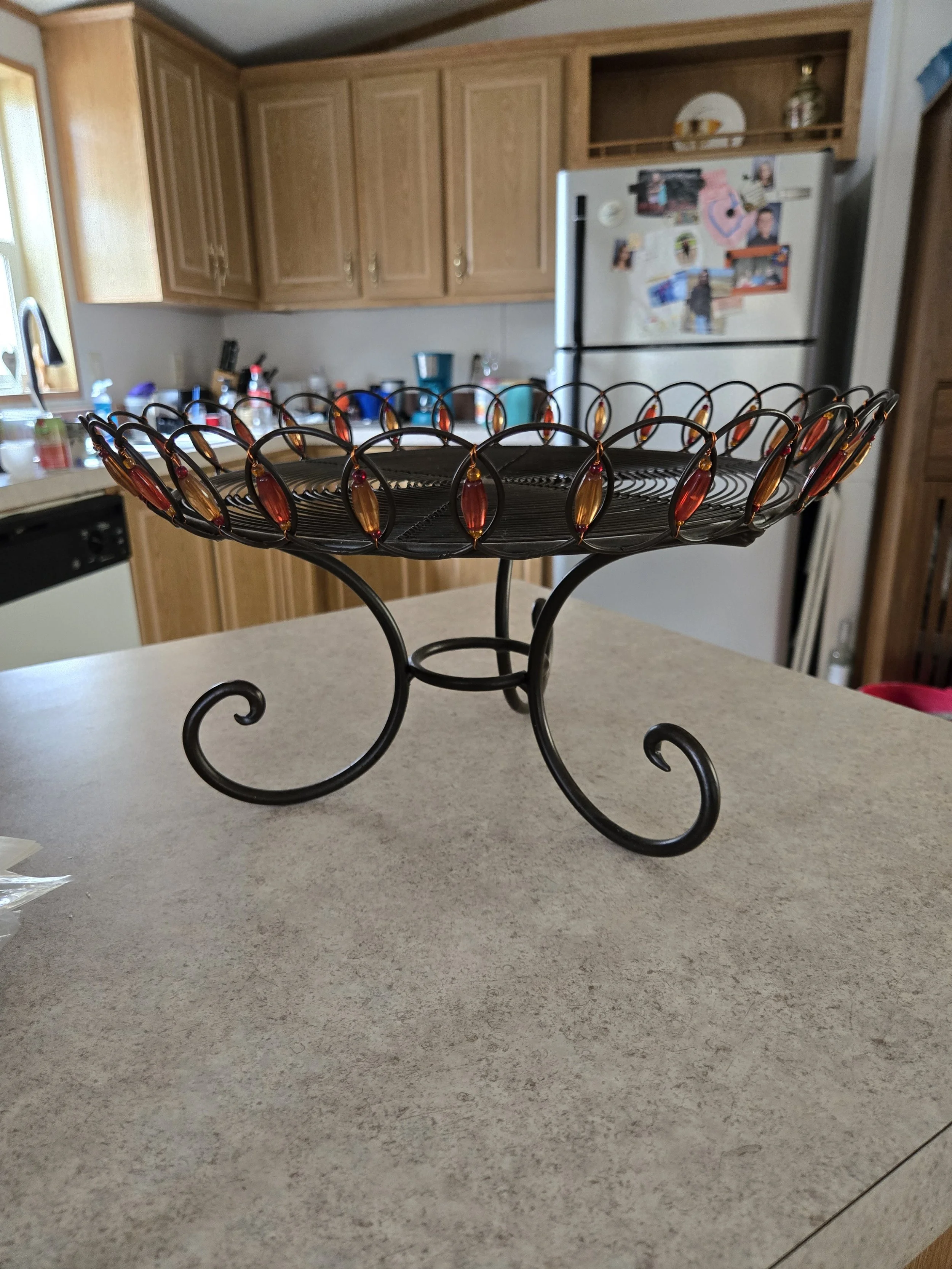 wirebasketserver.jpg