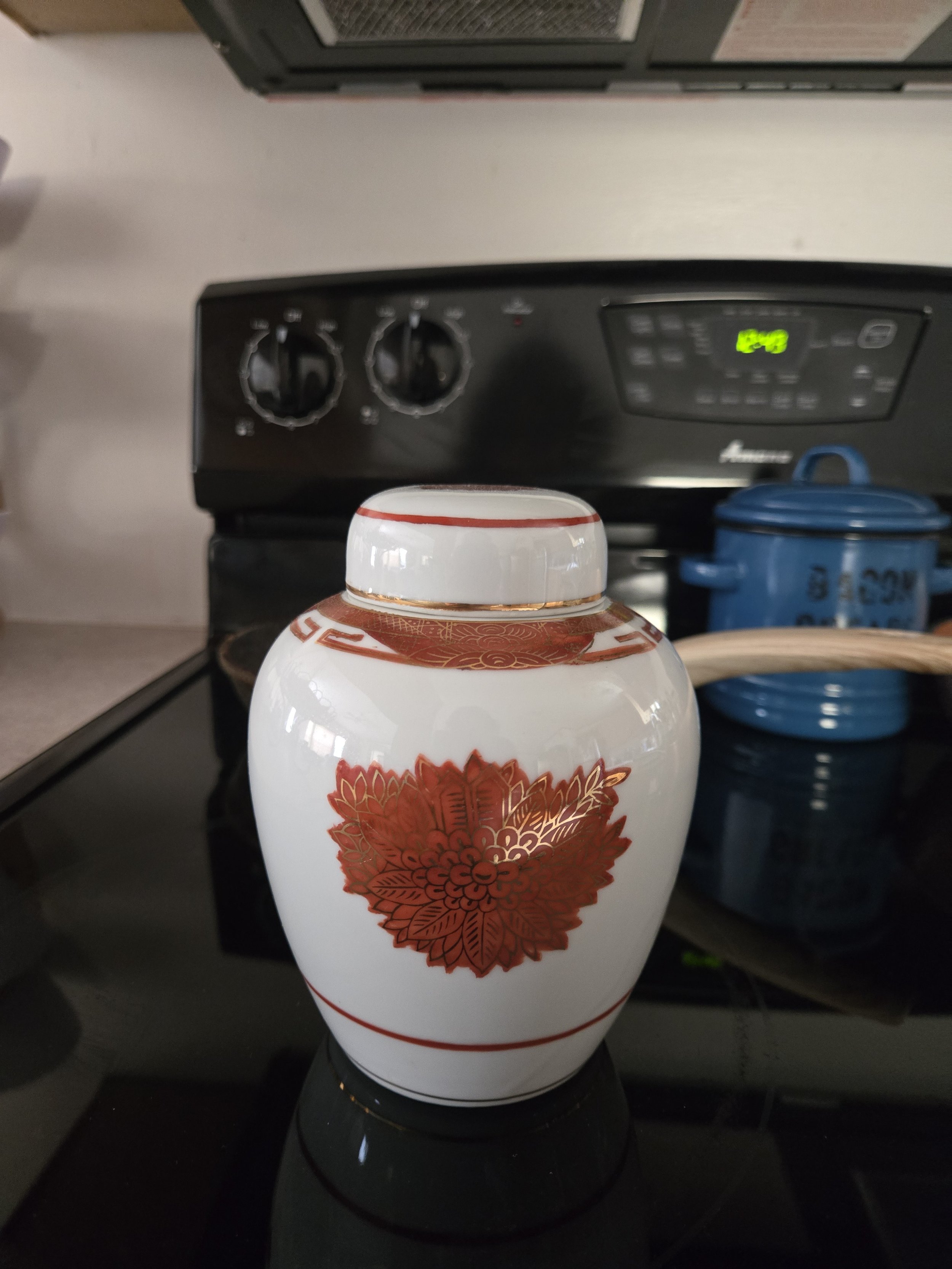 Gingerjar2.jpg