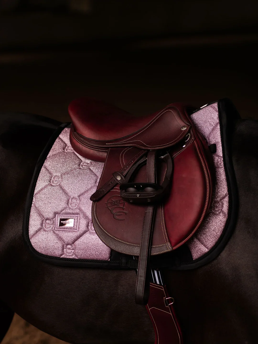 Pink_Glimmer_Jump_Saddle_Pad_MG_0772 (1).webp