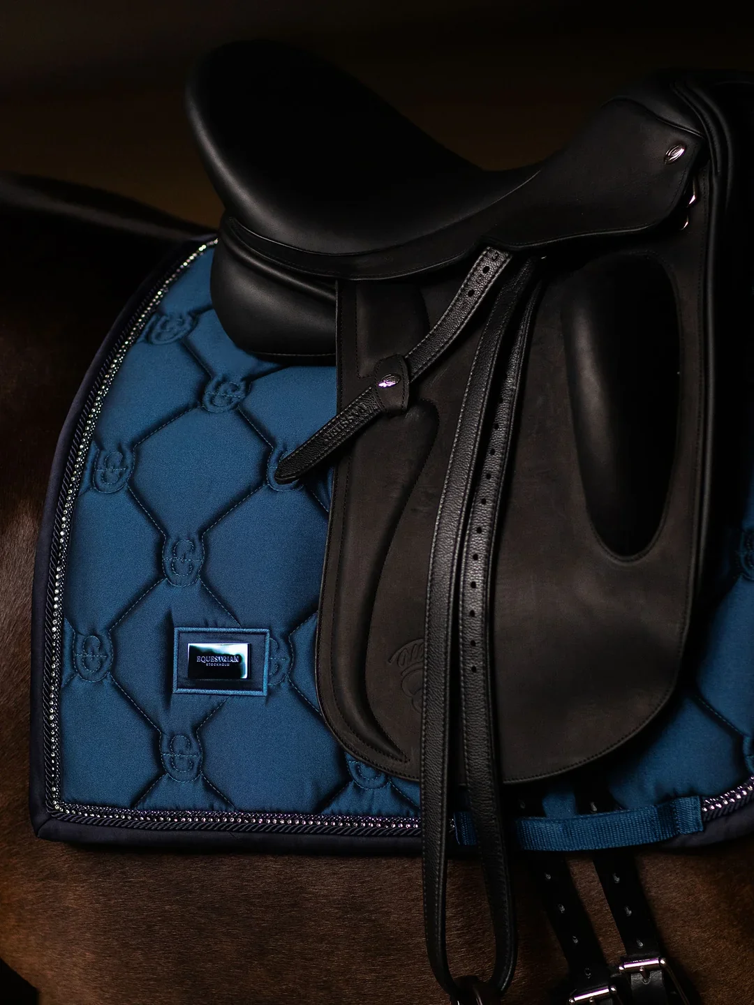 Crystal_Blue_Meadow_Dressage_Saddle_Pad_MG_9785_1536x2048_a60539c7-56ad-4b7a-bf70-6d1554b1f6b1.webp