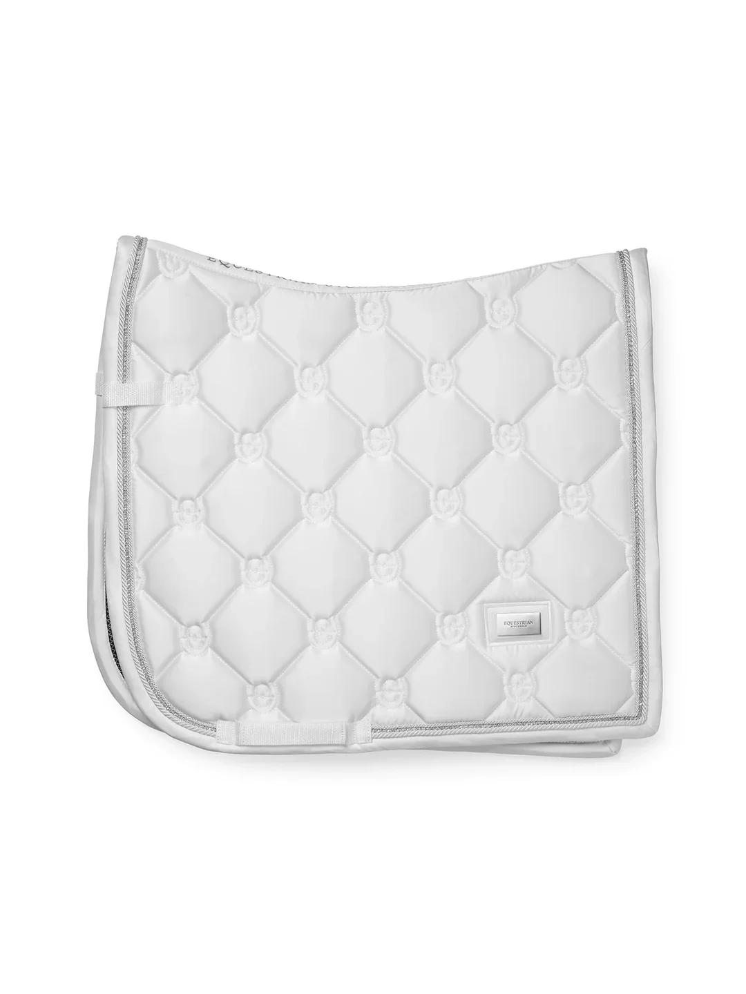 Crystal_White_Dressyr_Saddle_Pad_3_1_dressage_saddle_pad_dressyrschabrak_dressurschabracke_dressuur_zadeldekje_1536x2048_24461c03-6156-41c1-895d-057289363bbf.webp