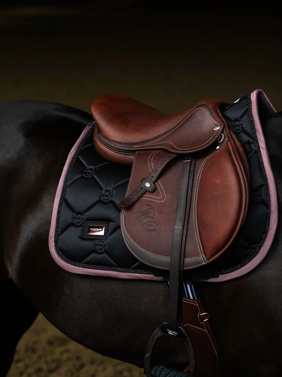 Black_Blush_Jump_Saddle_Pad_MG_0725_1536x2048px.webp