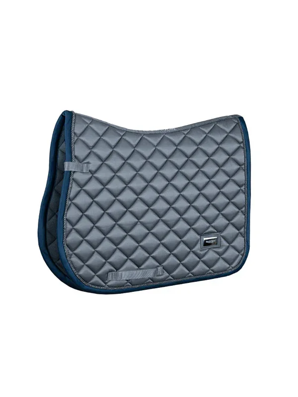 Metallic-blue-jumping-saddle-pad-hoppschabrak-springschabrack-spring-zadeldekje-full-600x800.webp