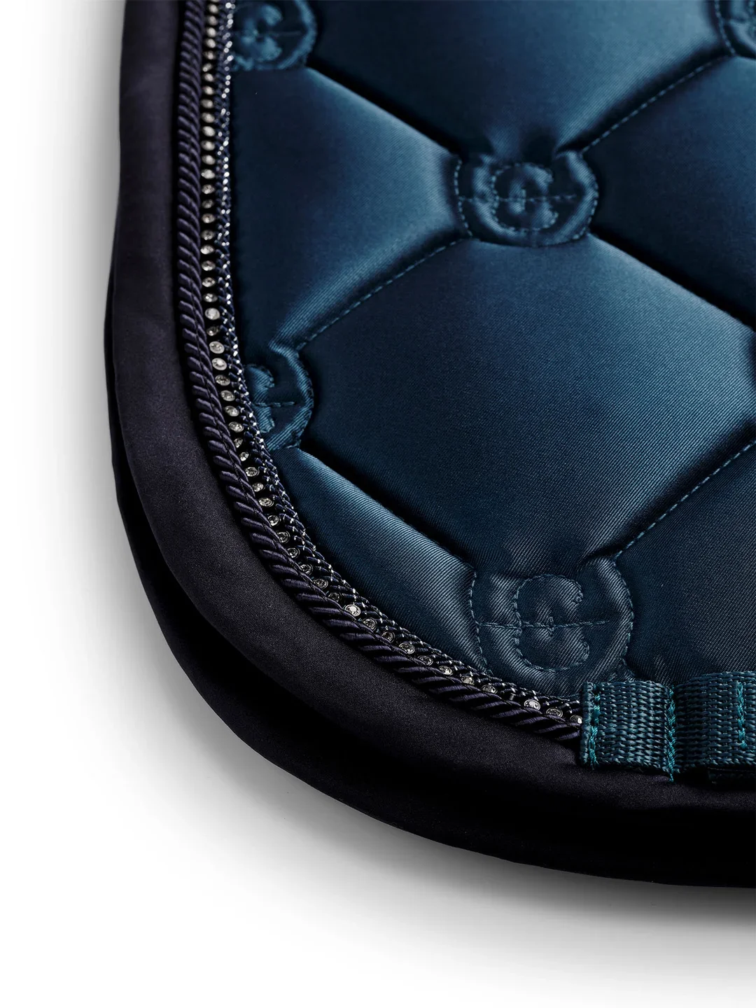 Crystal_Blue_Meadow_Saddle_Pad_Dressyr_5_3_dressage_saddle_pad_dressyrschabrak_dressurschabracke_dressuur_zadeldekje_1536x2048_5e384890-8838-440a-aa31-62e3bfc9b701.webp