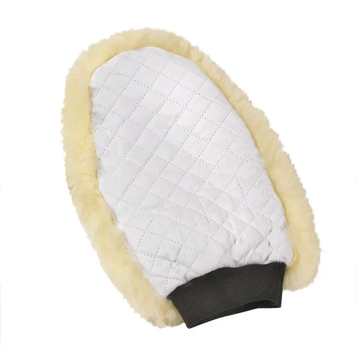 Ovation® Europa™ Sheepskin Reversible Grooming Mitt