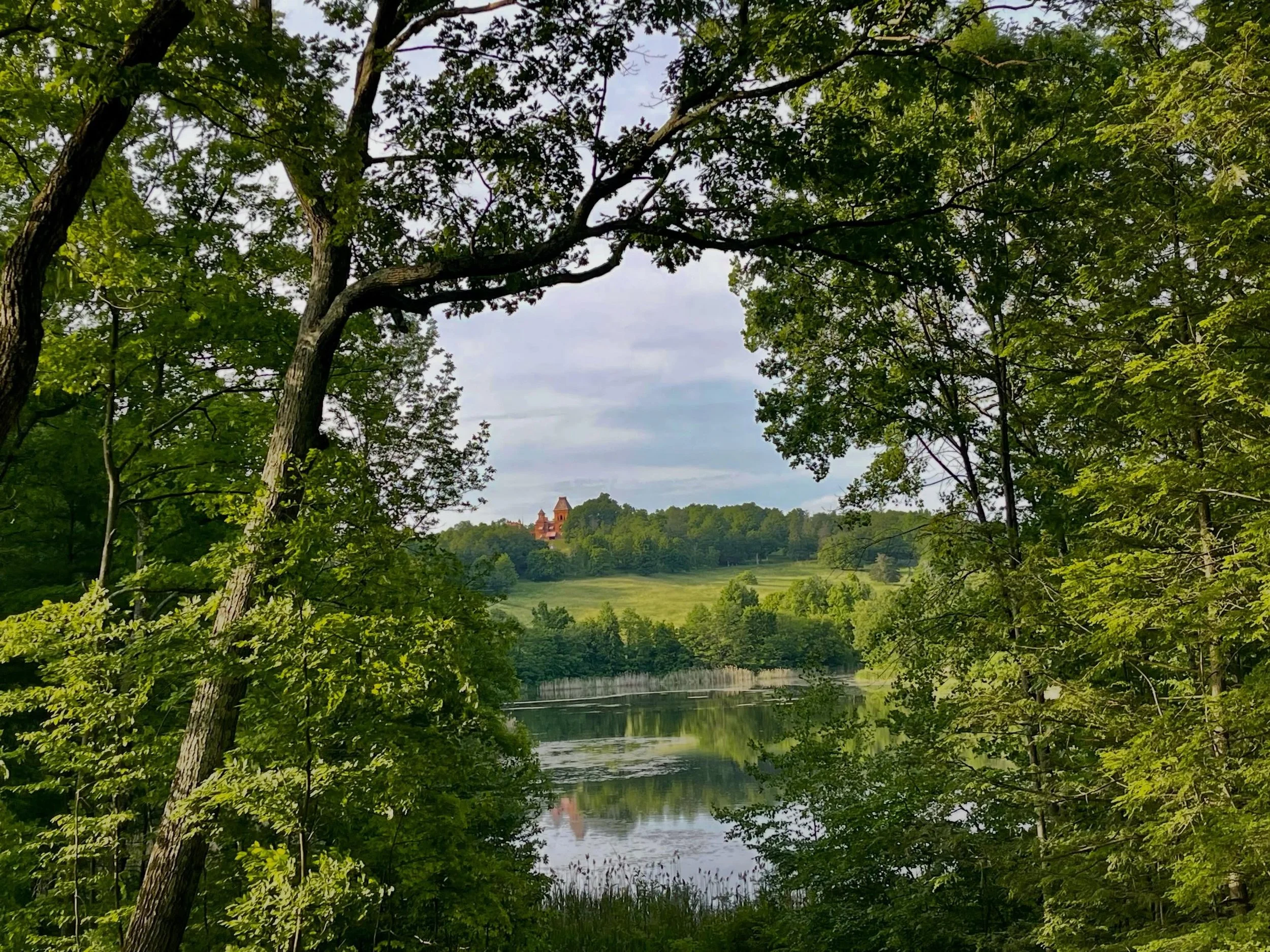 a beautiful evening at Olana kicking off What&rsquo;s Out There Weekend ✨

Register Now: What&rsquo;s Out There Weekend Upper Hudson Valley&mdash;June 6-7. This two-day event, organized by @tclfdotorg in collaboration with a host of sponsors features