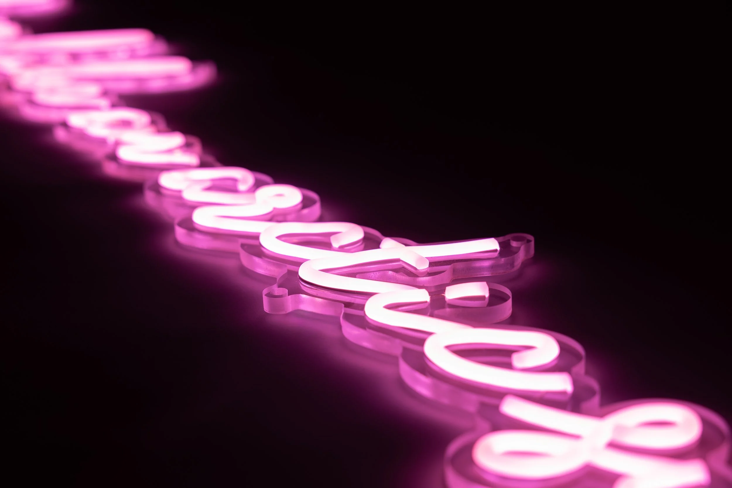Your smile is like an arctic sunrise/
Flexible Neon Tubing light/
30cm x 210cm/

Photo credit: James Field