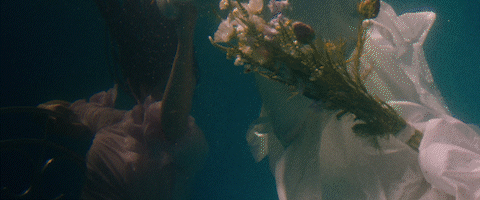 FLOODLIGHTS | BUOYANT<br>MUSIC VIDEO
