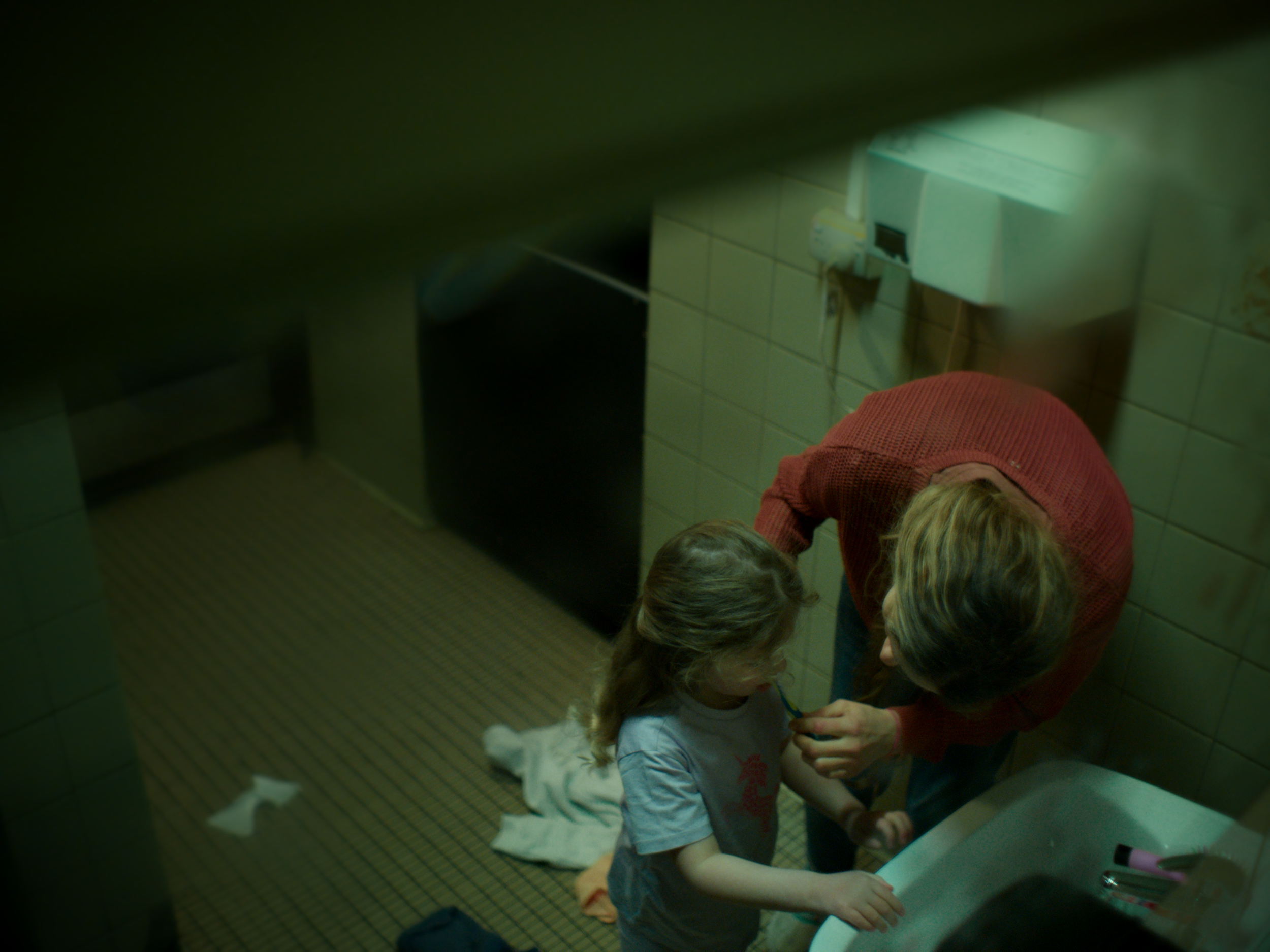 HERO_60_ONLINE.01_00_15_21.Still008.png