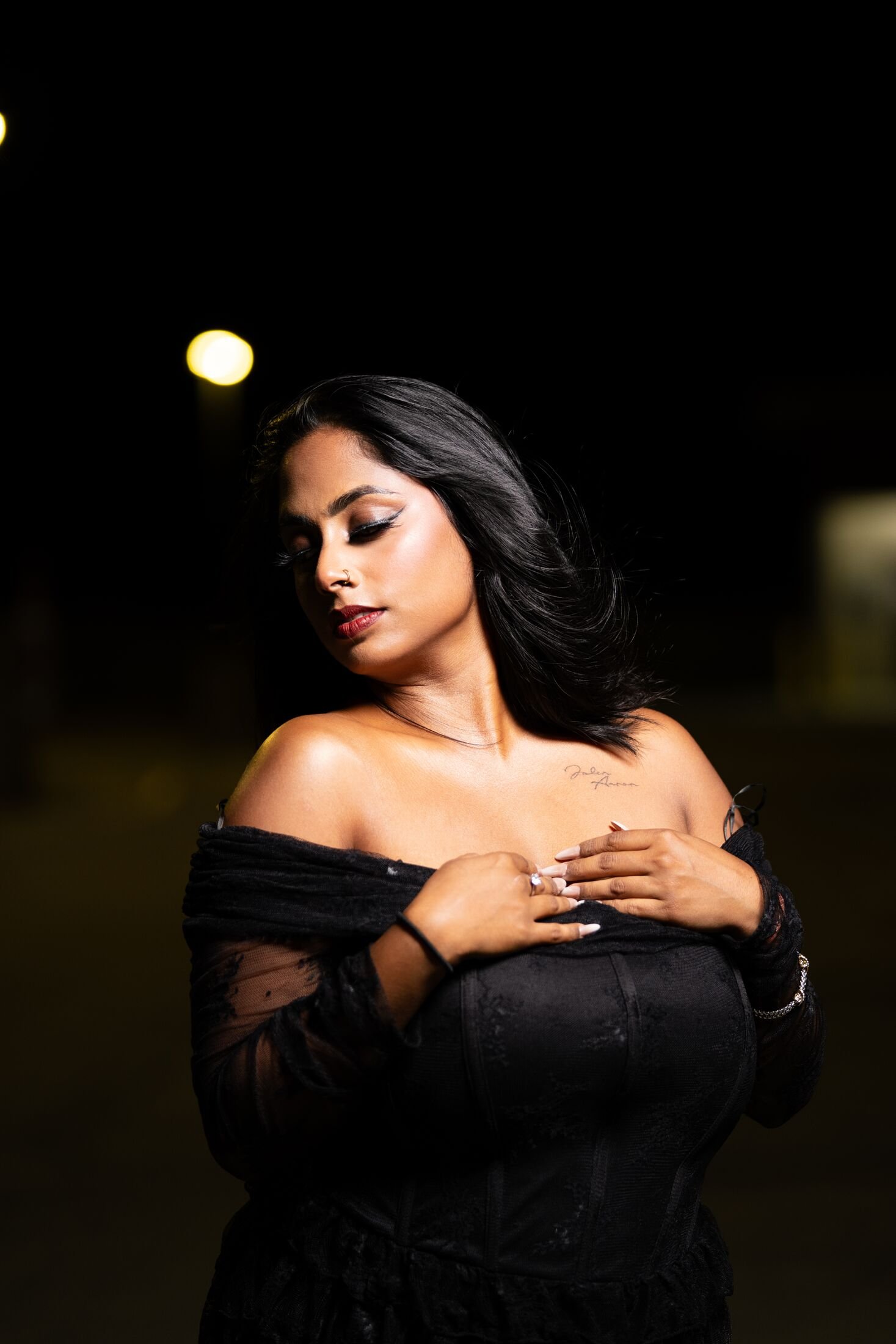 portrait-devi-night-2.jpg