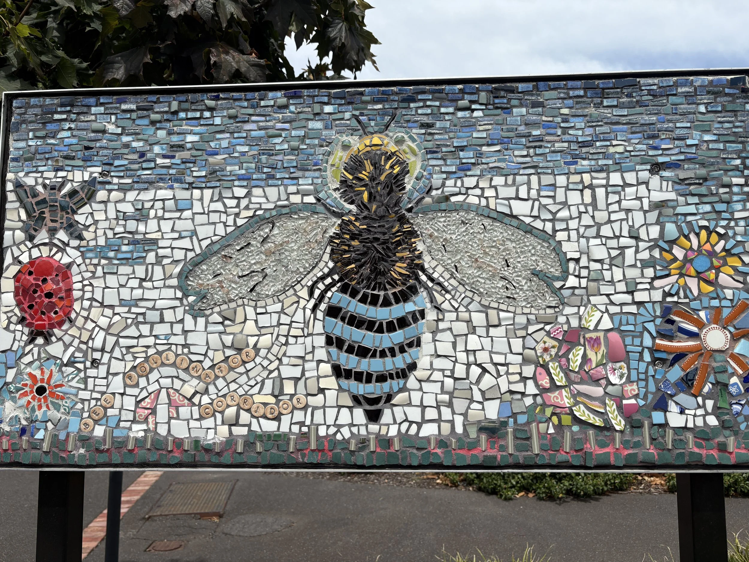 One of two panels commissioned by Southport Uniting Church, South Melbourne 2024. These were made by community members and Amanda Tattam.