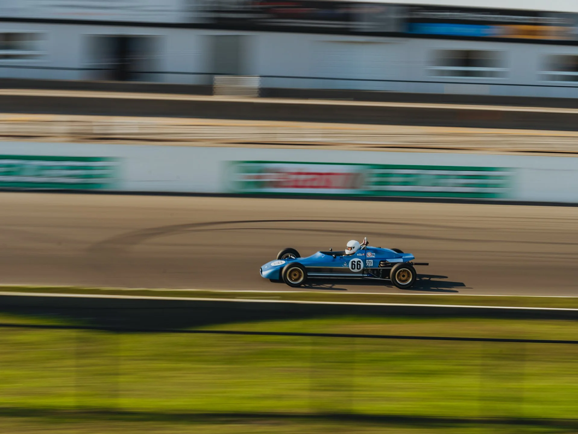 A7400410.jpg