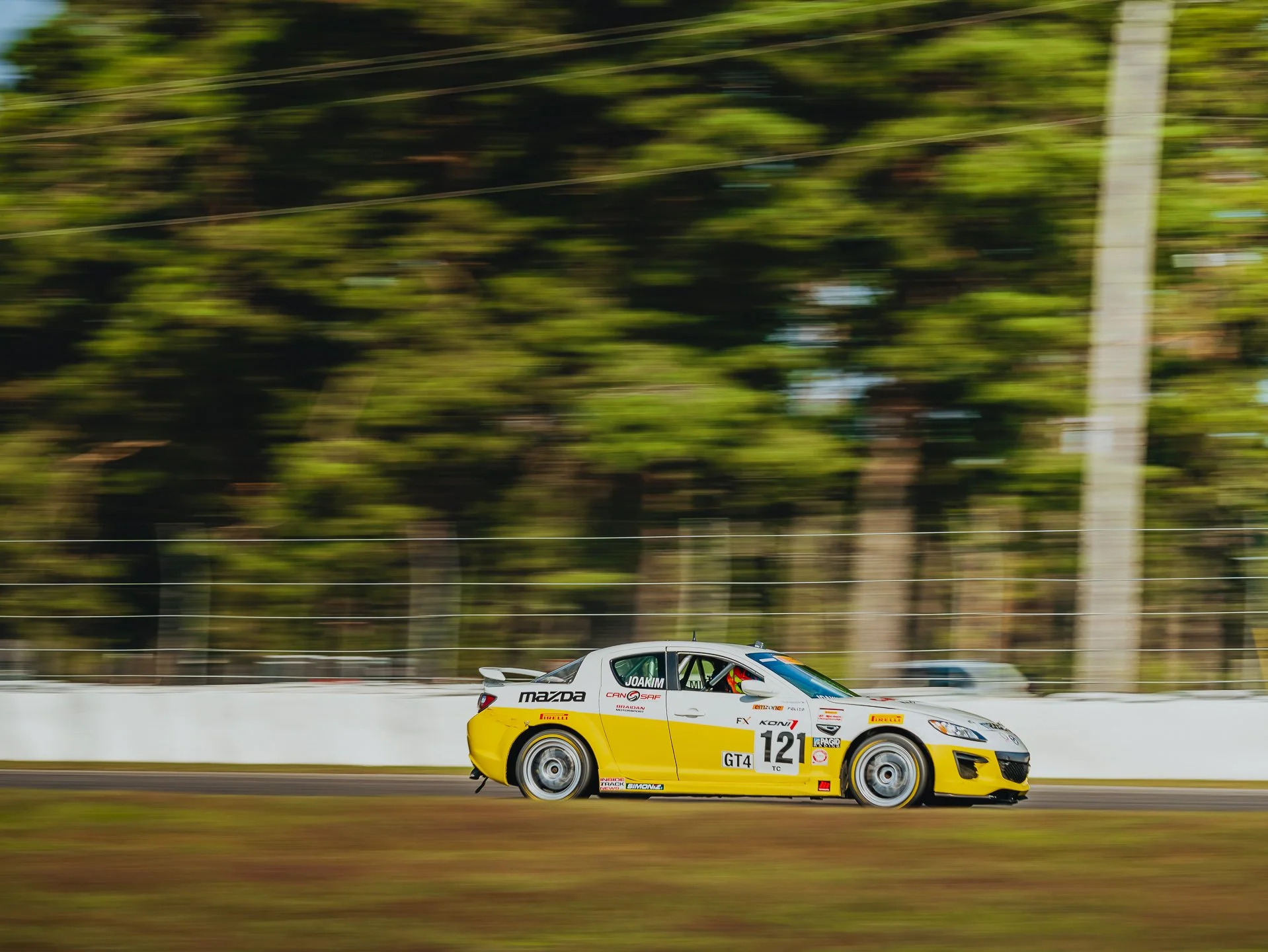 A7400512.jpg